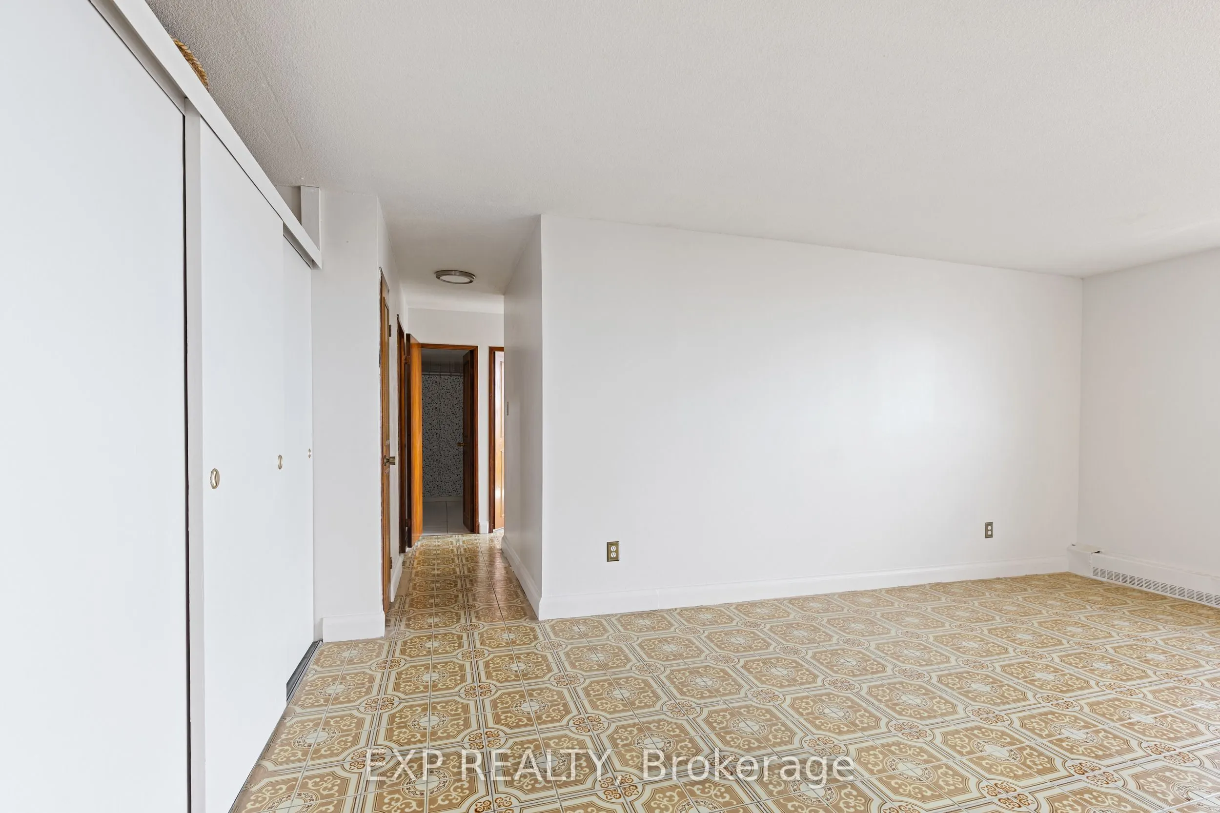 3390 Weston Road, #2006