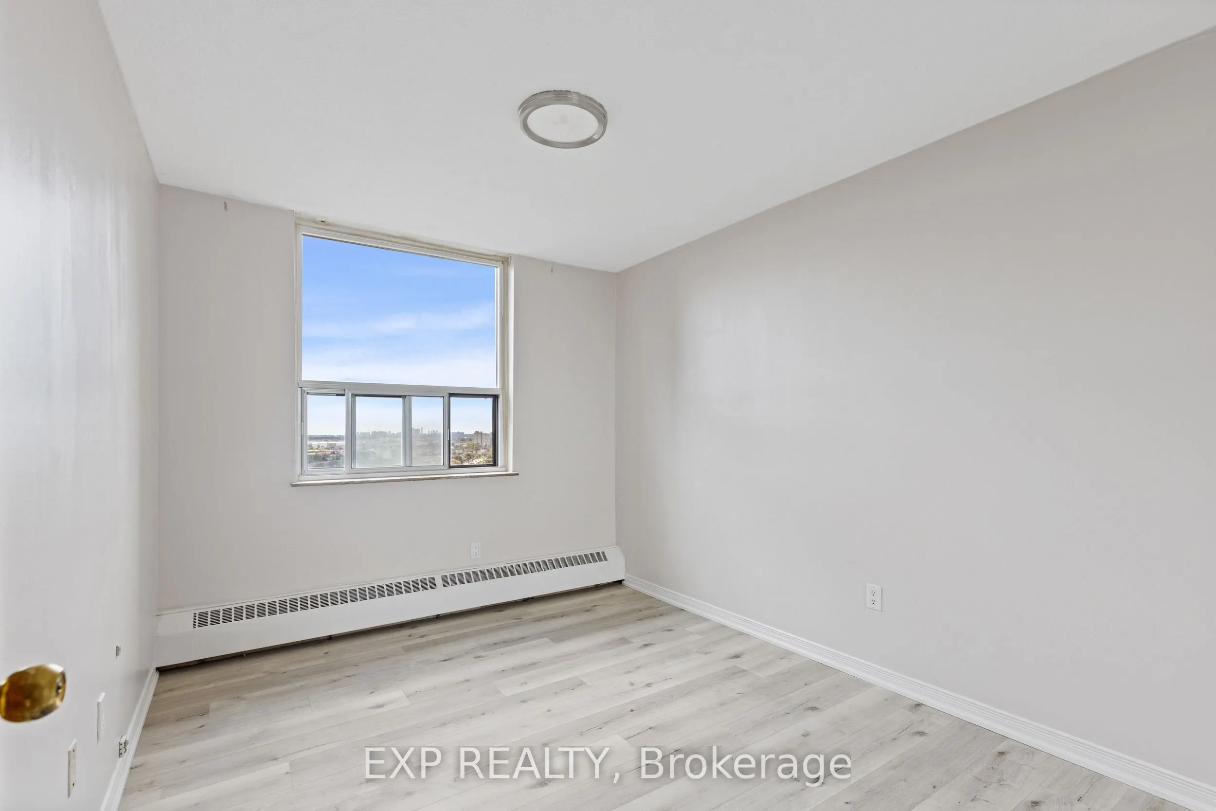 3390 Weston Road, #2006