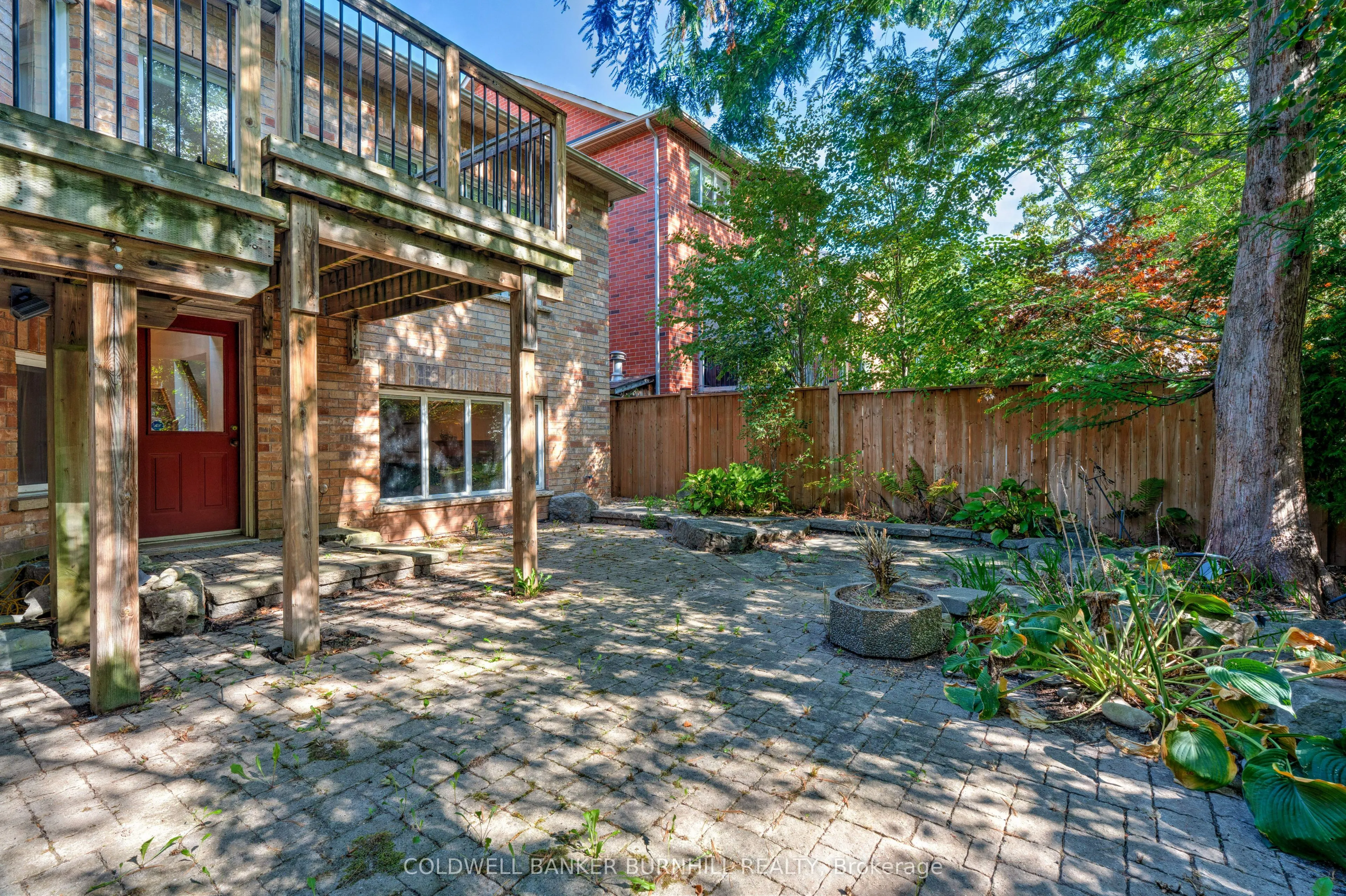 2500 WESTOAK TRAILS Boulevard