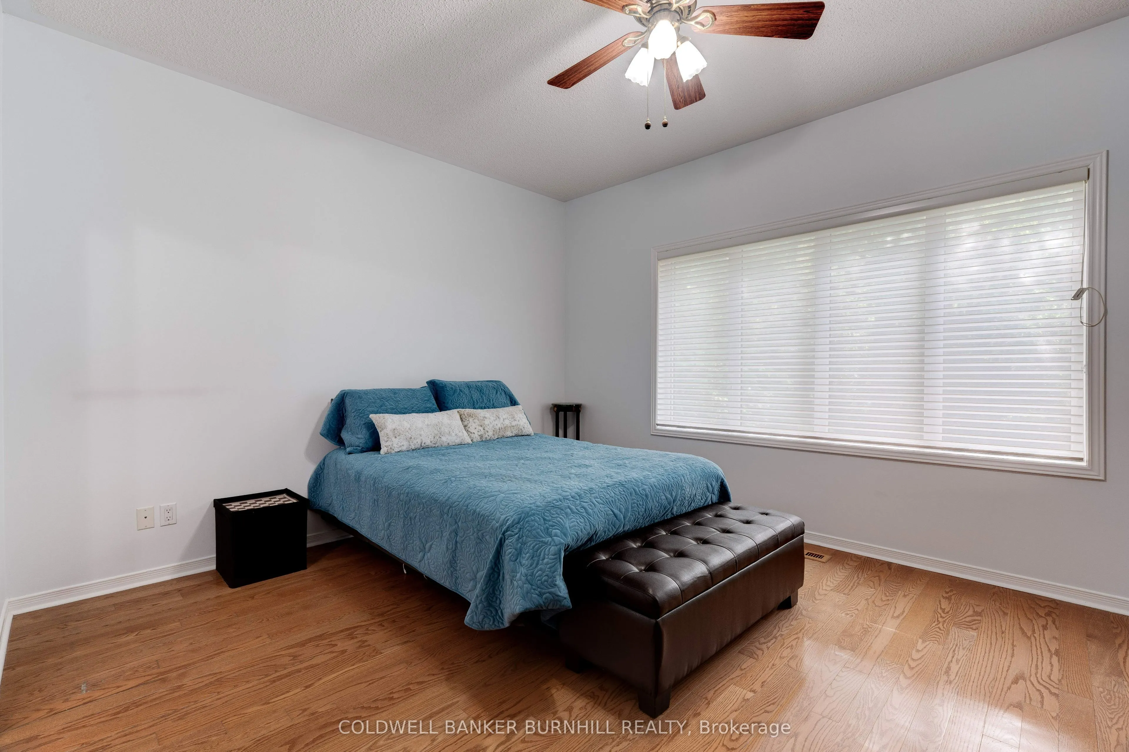2500 WESTOAK TRAILS Boulevard