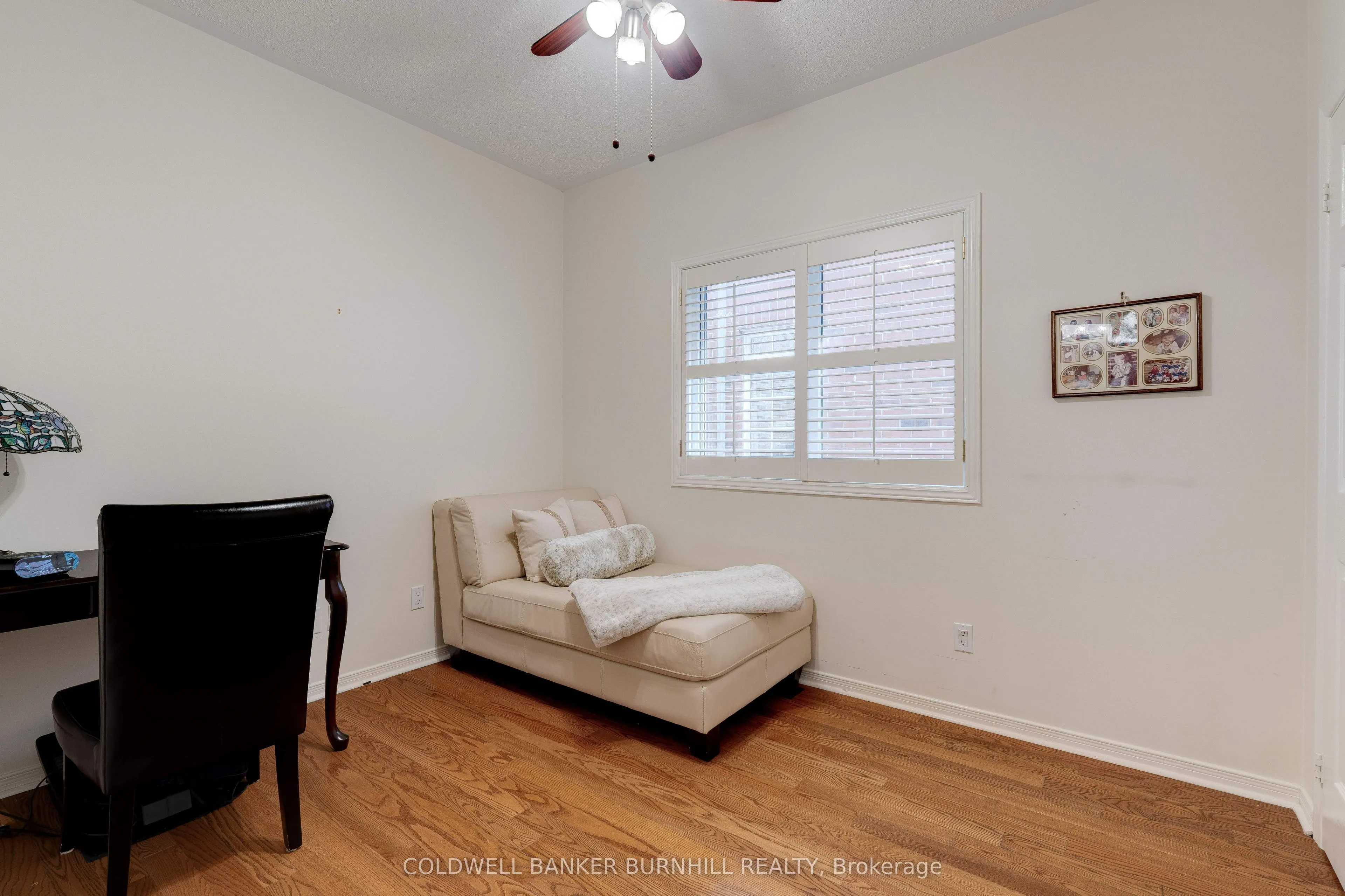 2500 WESTOAK TRAILS Boulevard