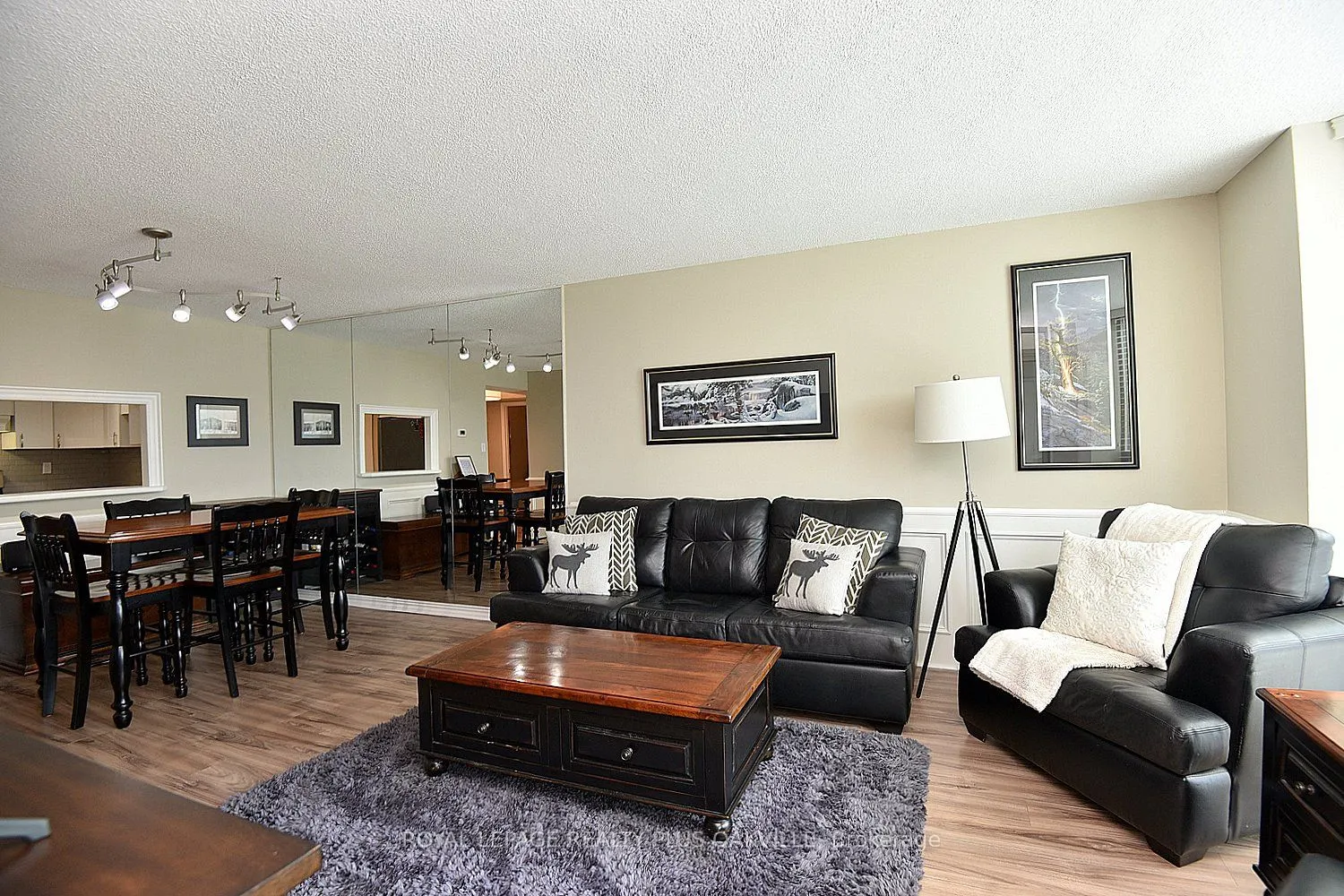 1225 North Shore Boulevard E, #404