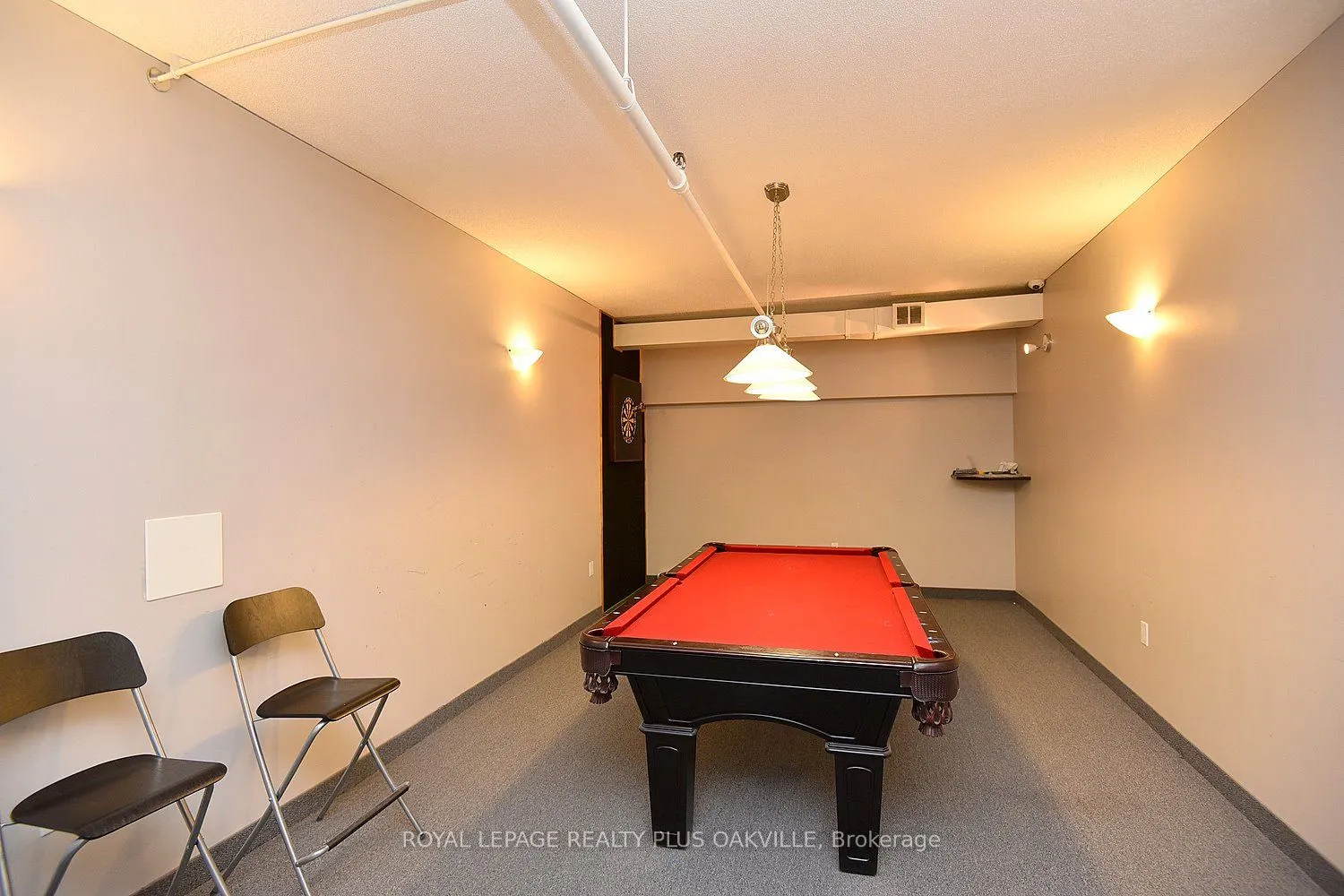 1225 North Shore Boulevard E, #404