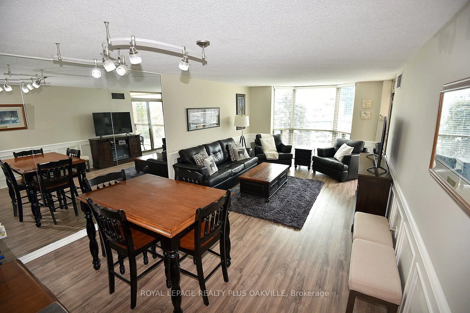 1225 North Shore Boulevard E, #404
