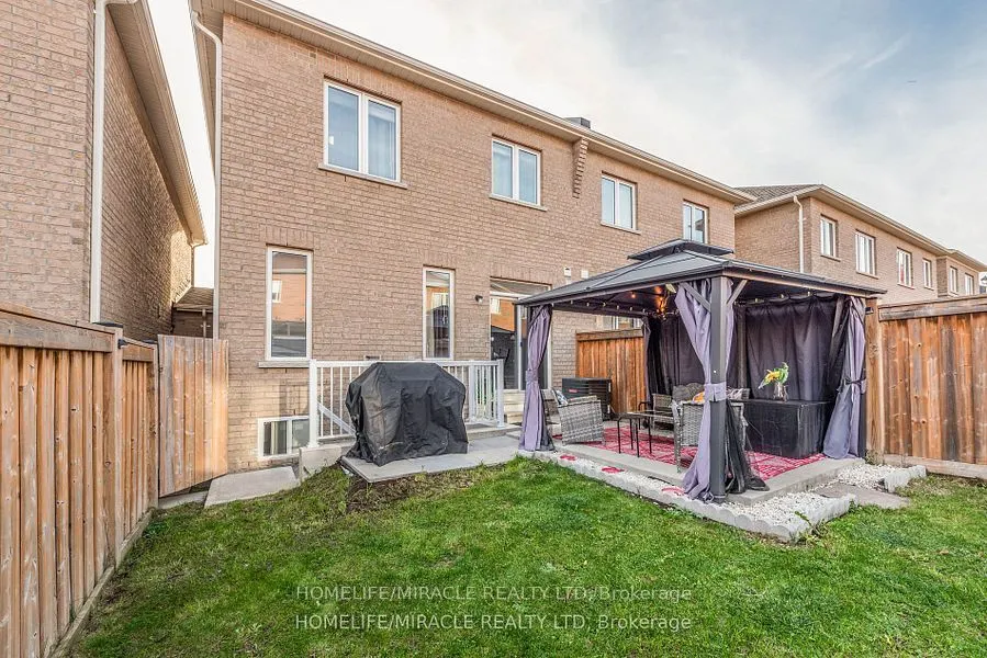 47 Maple Trail Road