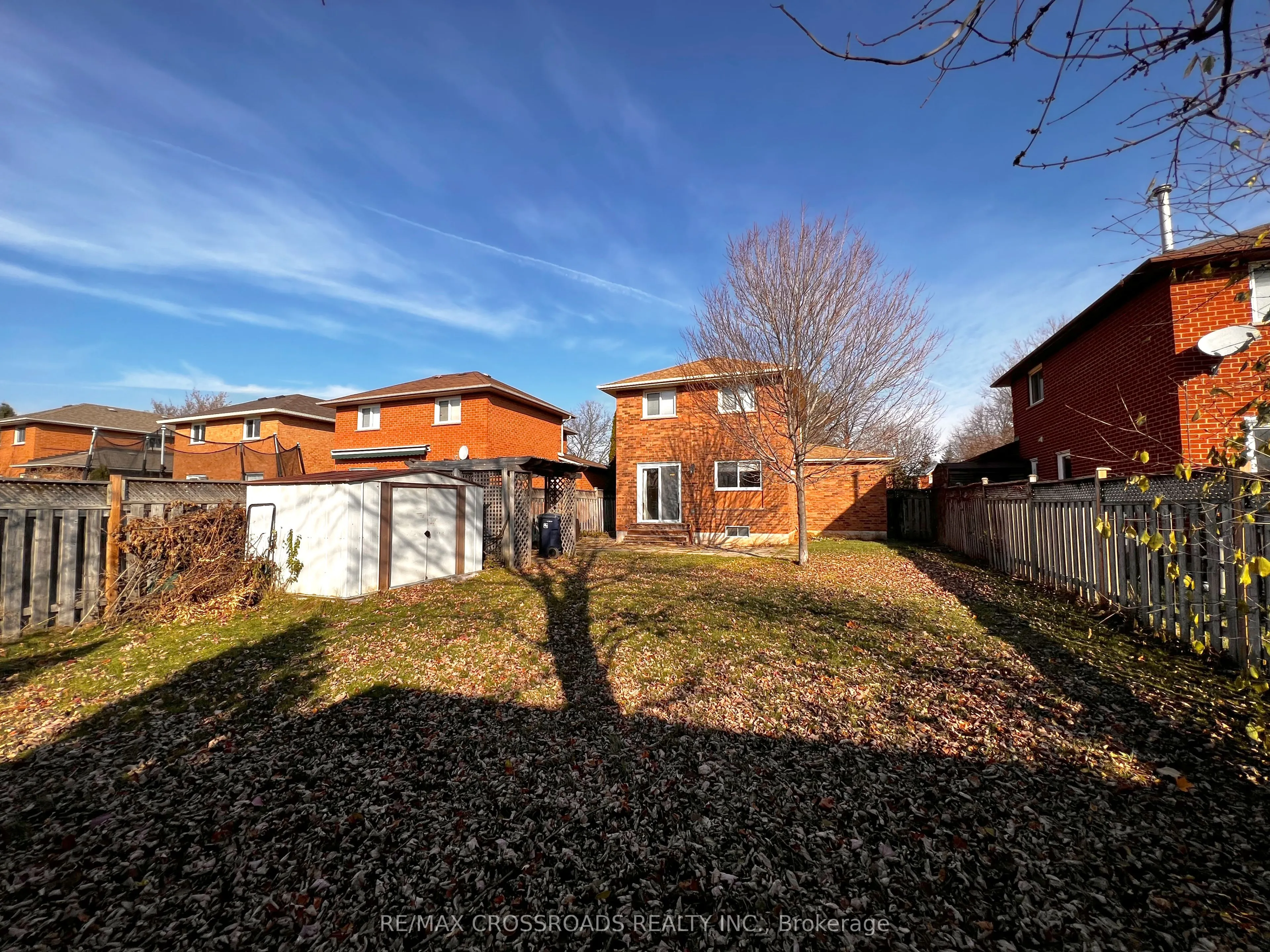 1559 Parish Lane