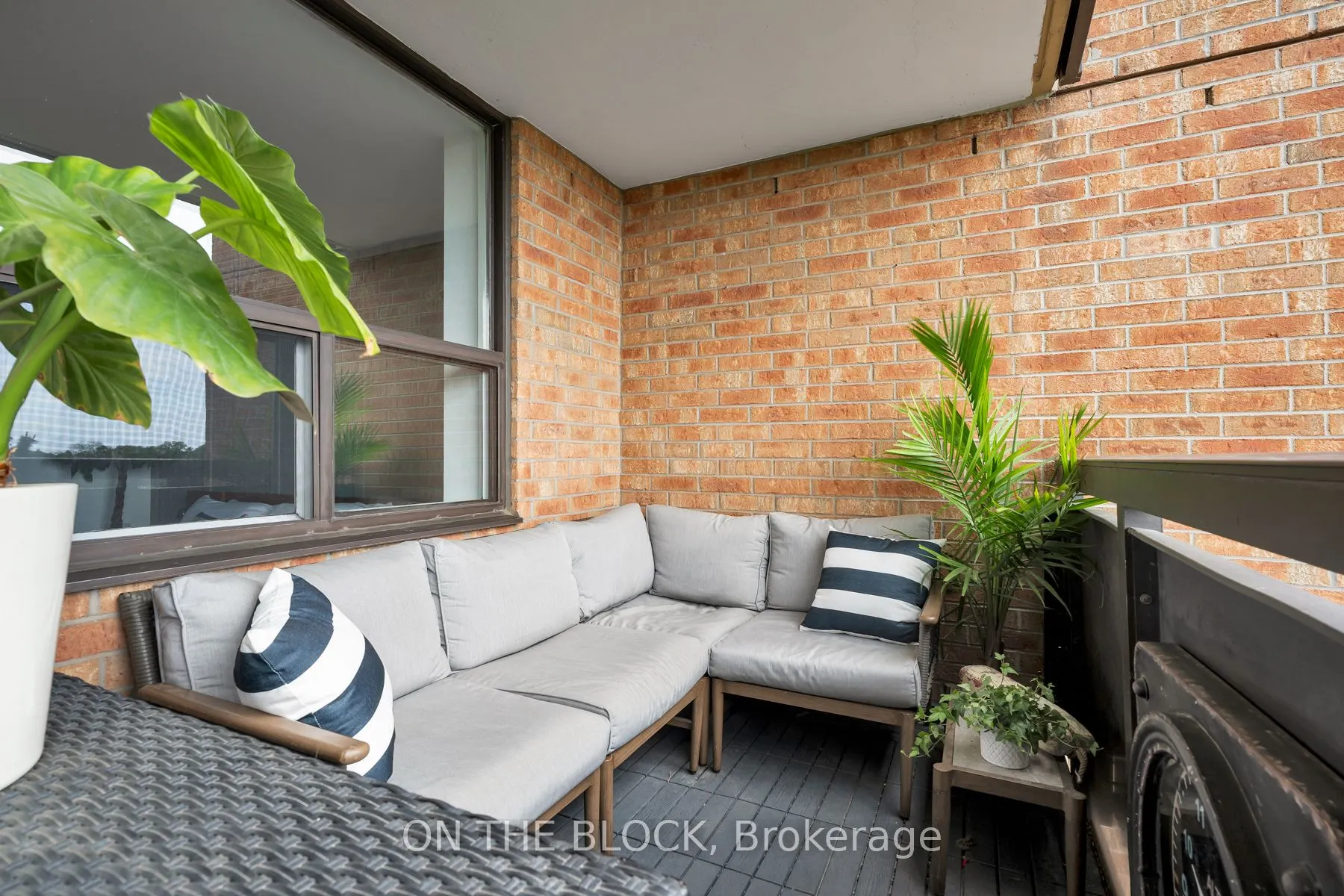 3845 Lake Shore Boulevard W, #506