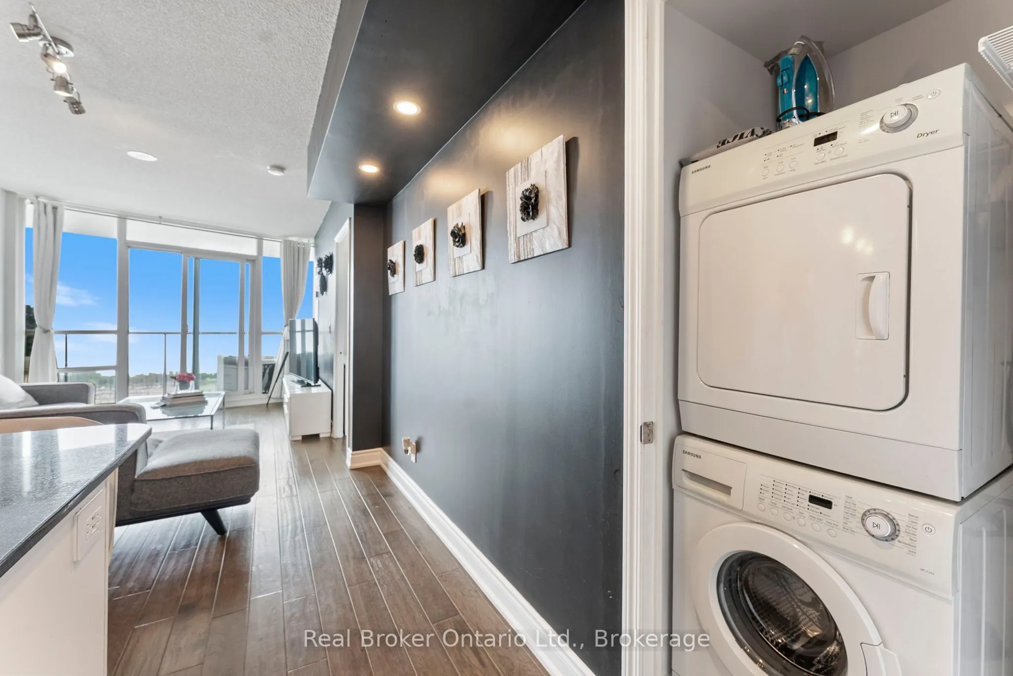 2240 Lakeshore Boulevard W, #2901