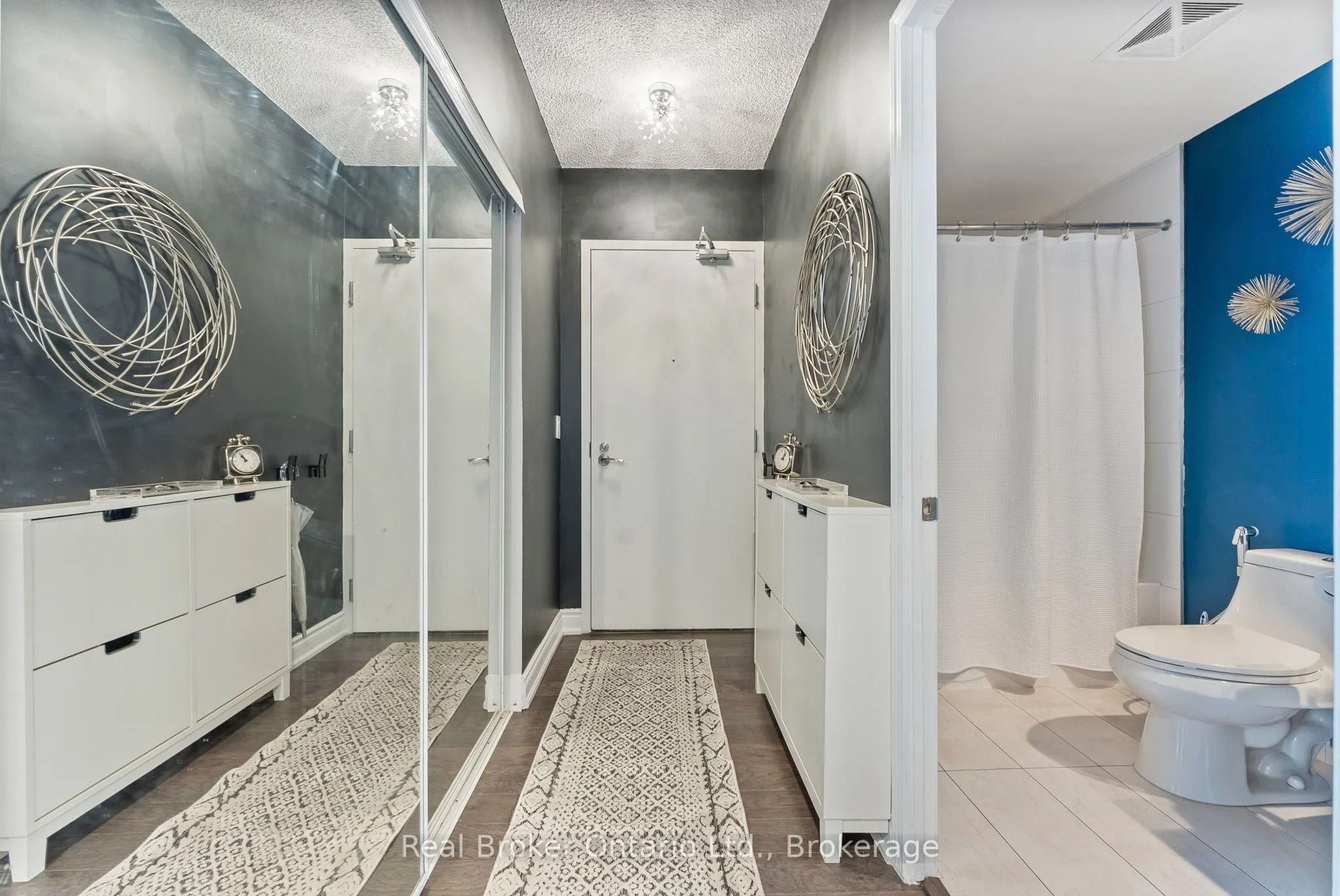2240 Lakeshore Boulevard W, #2901