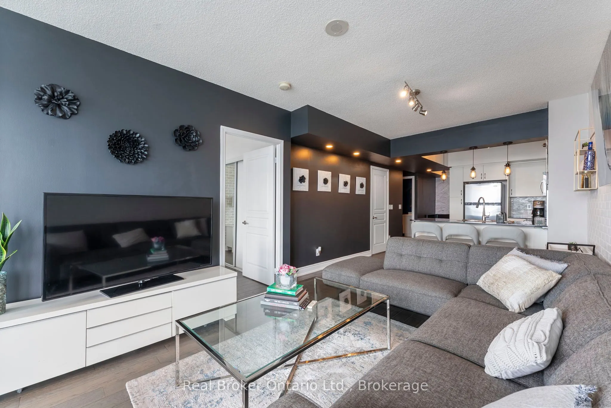 2240 Lakeshore Boulevard W, #2901