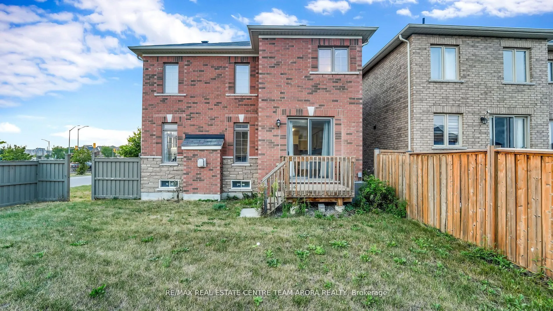 33 Dunley Crescent