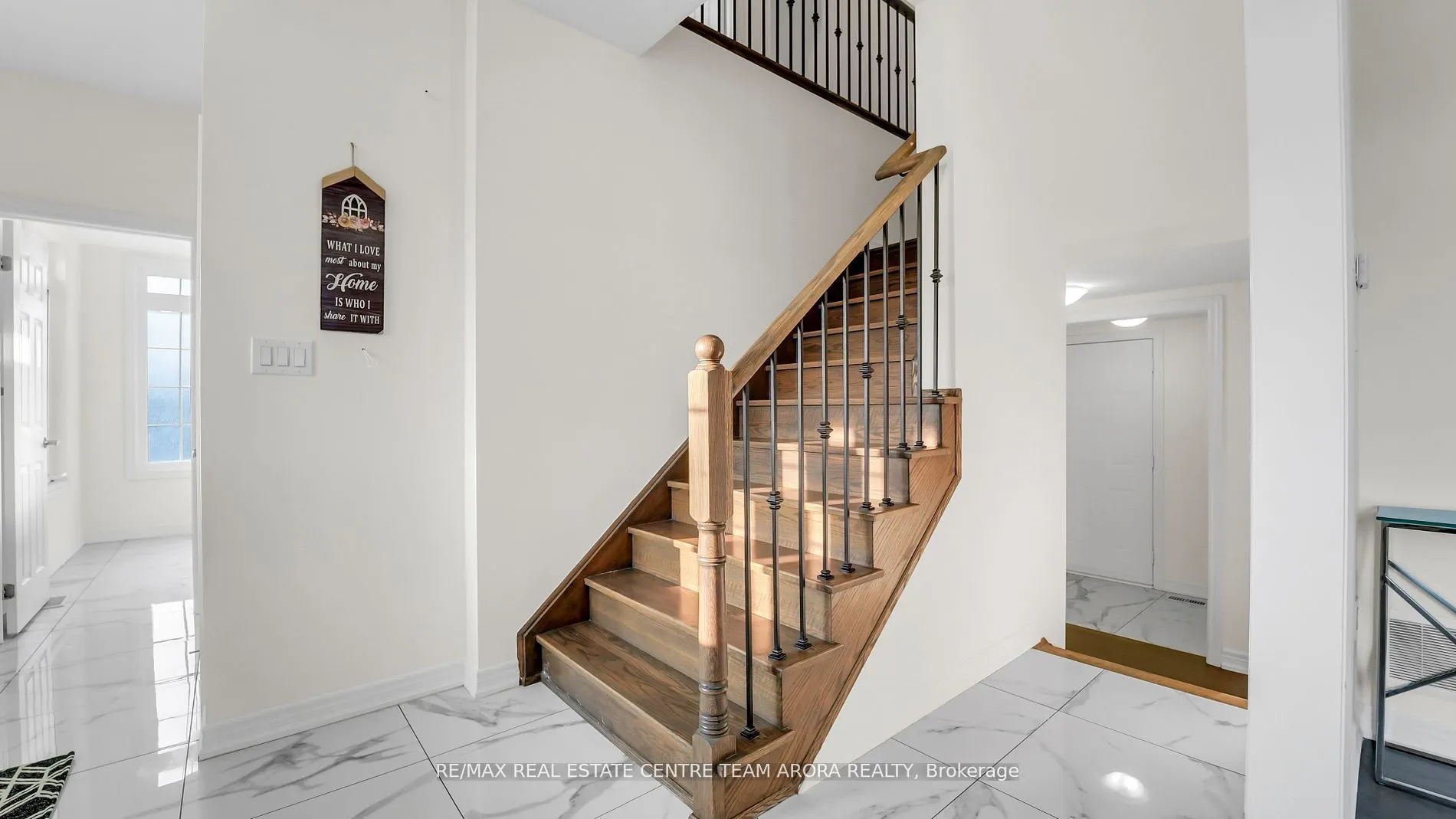 33 Dunley Crescent