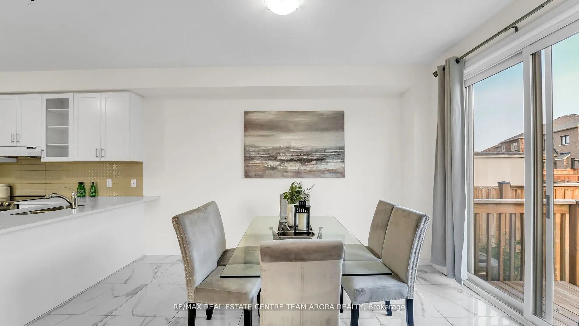 33 Dunley Crescent