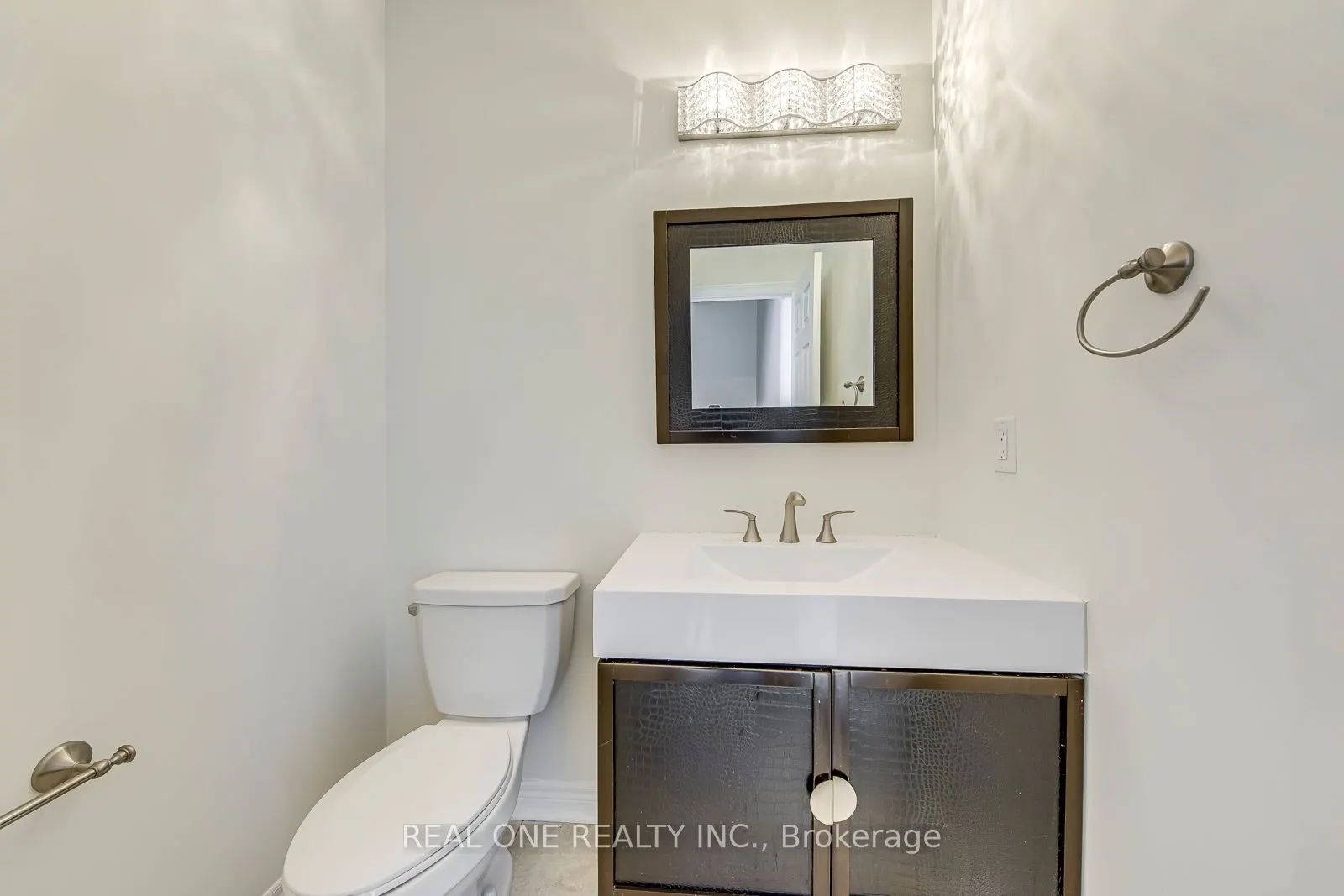 3084 Eberly Woods Drive