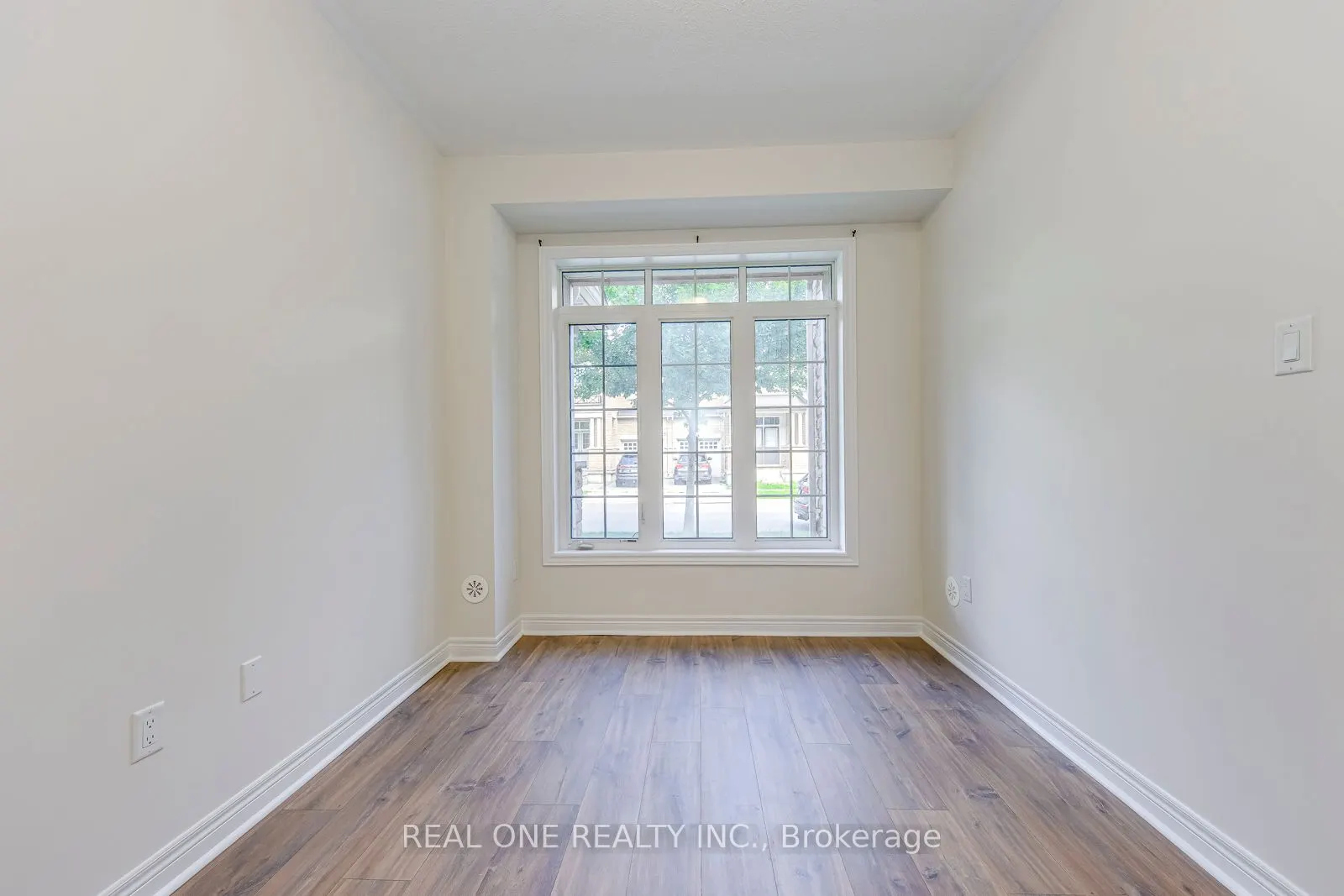 3084 Eberly Woods Drive