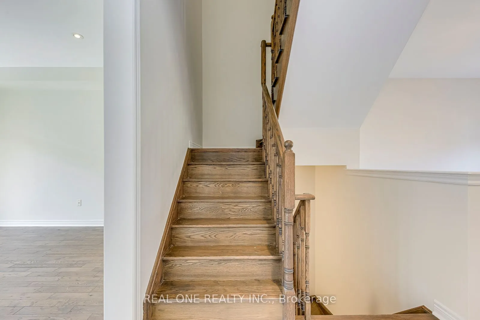 3084 Eberly Woods Drive