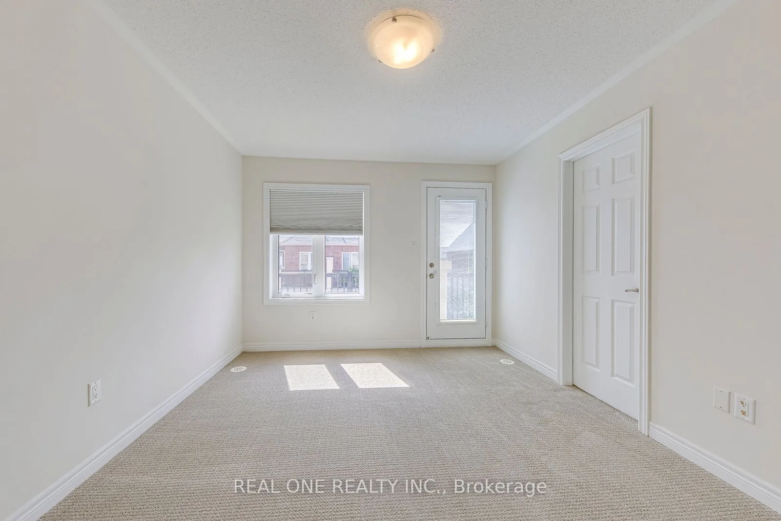 3084 Eberly Woods Drive