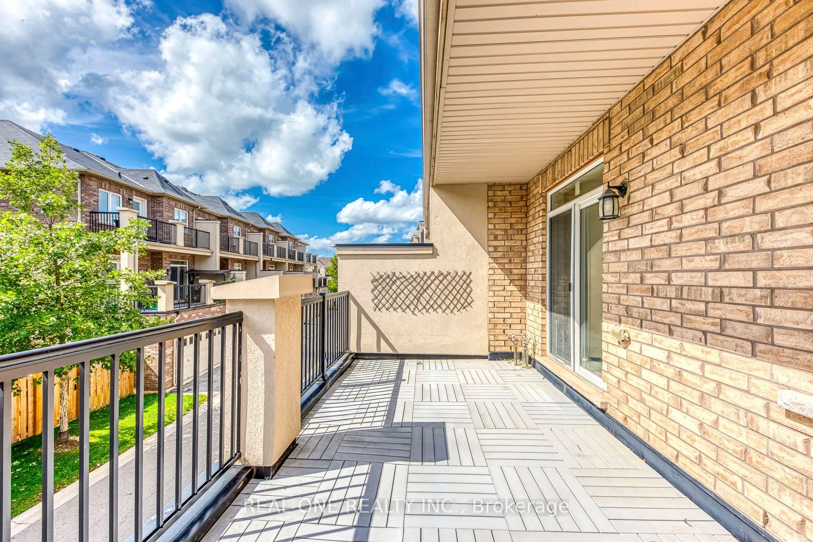 3084 Eberly Woods Drive