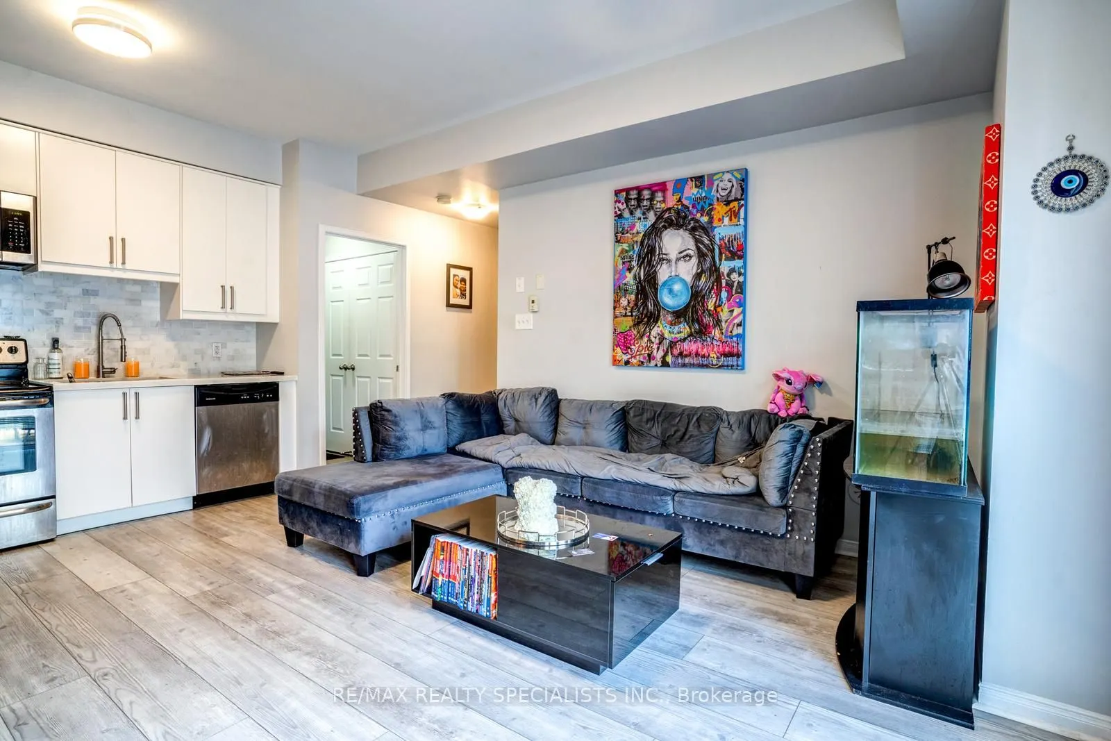 5650 Winston Churchill Boulevard, #22