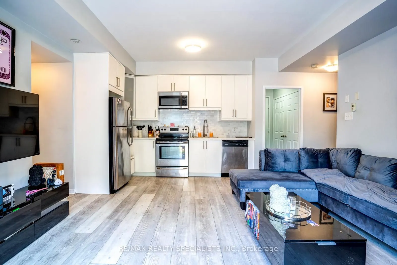 5650 Winston Churchill Boulevard, #22