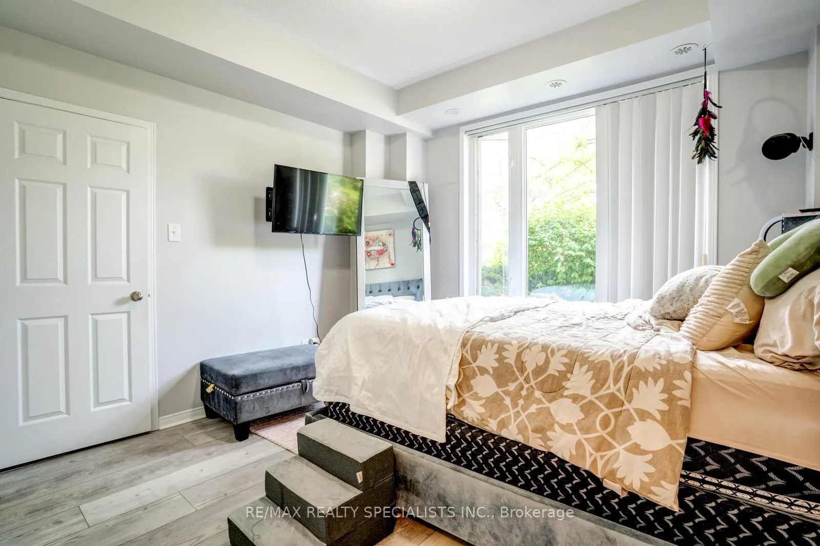 5650 Winston Churchill Boulevard, #22
