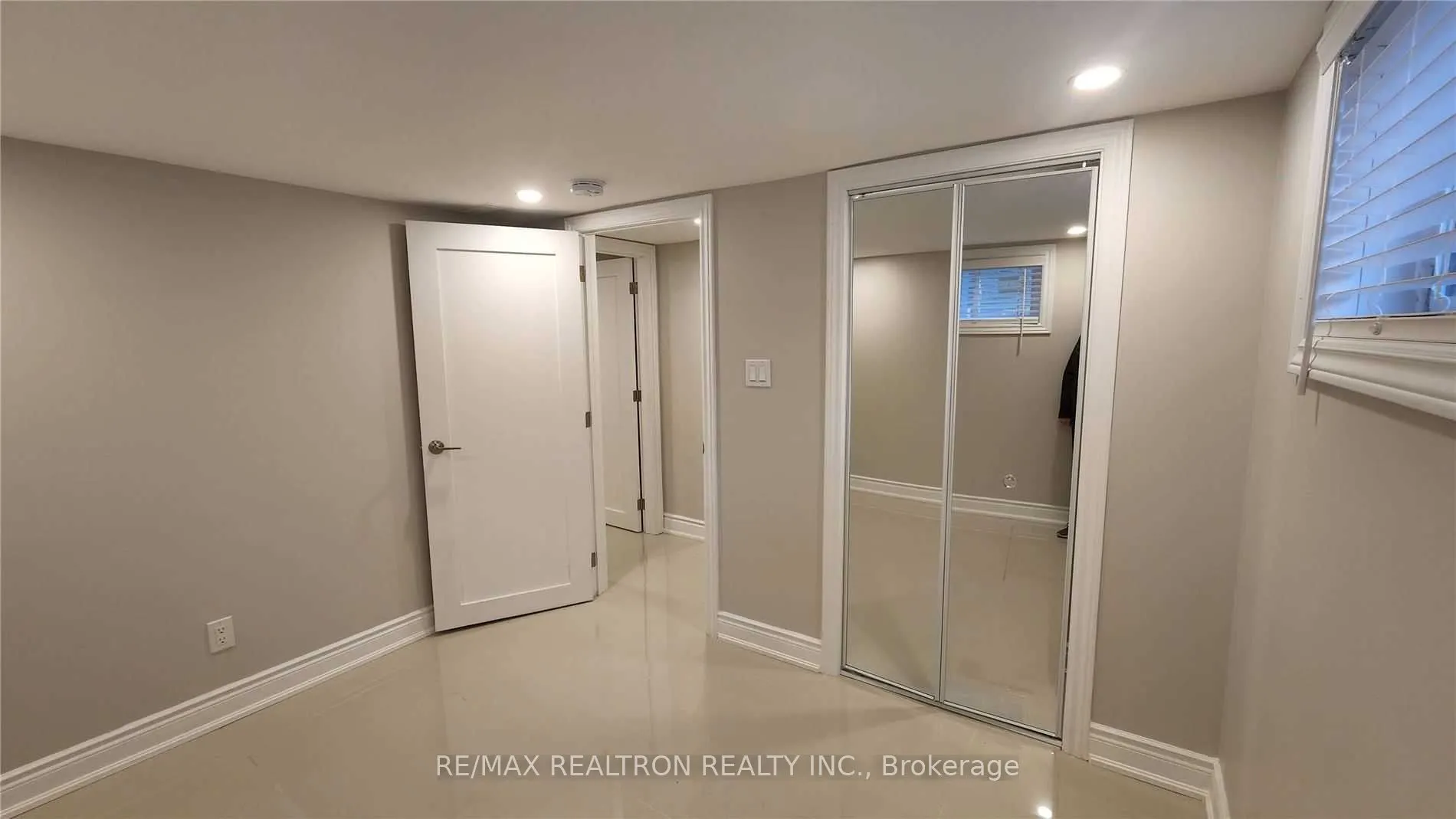91 Whitley - Basement A Avenue