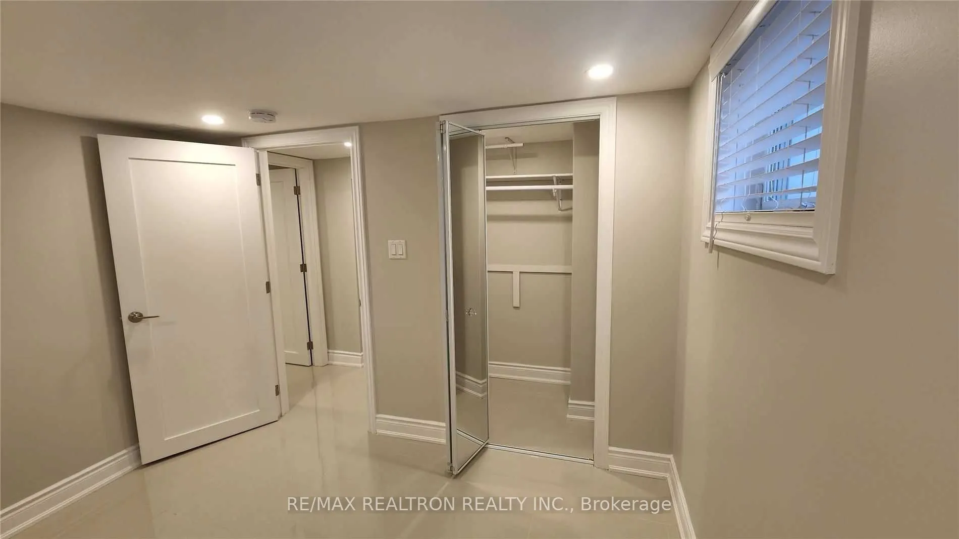 91 Whitley - Basement A Avenue