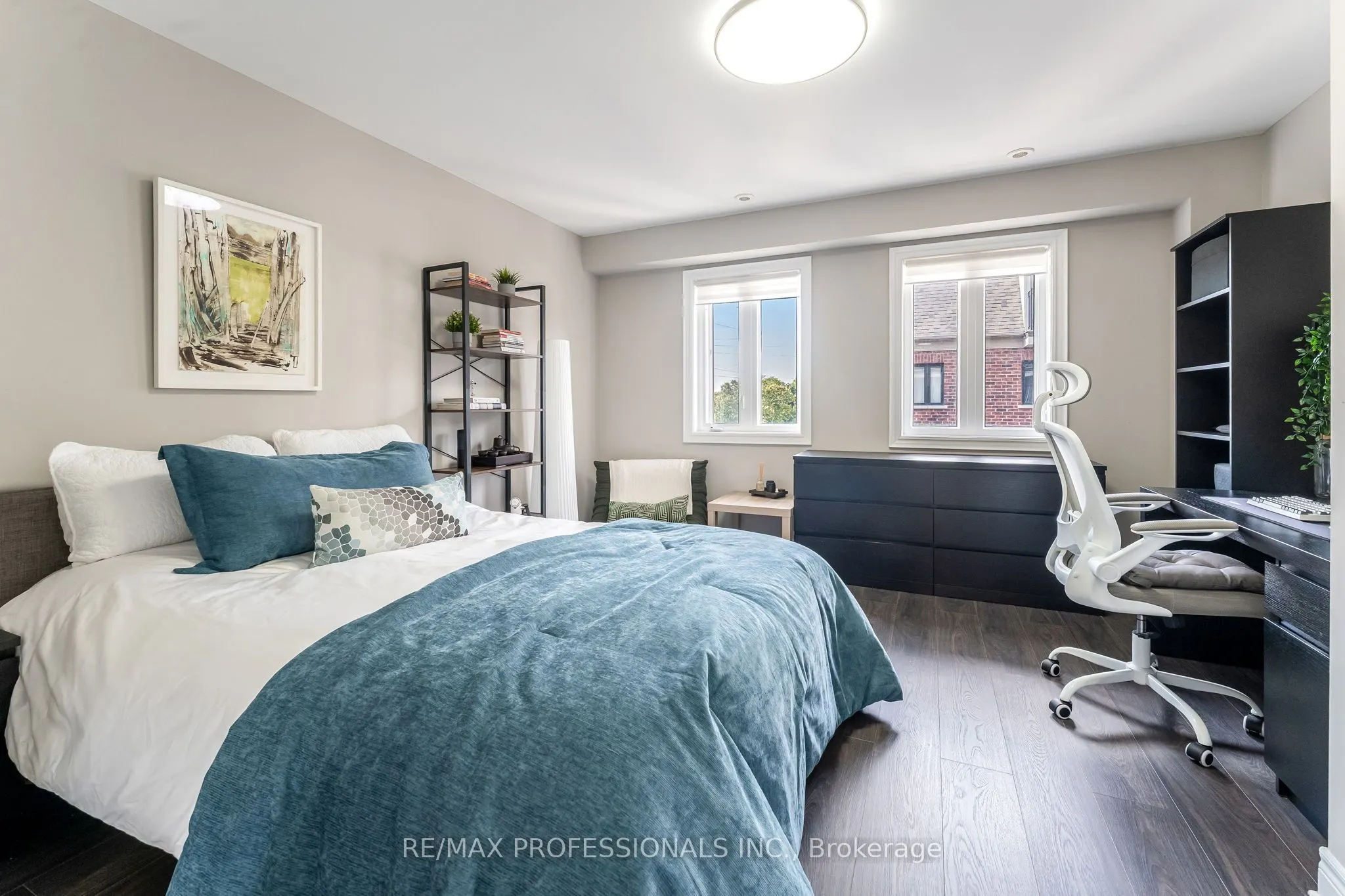 1812 Burnhamthorpe Road E, #1