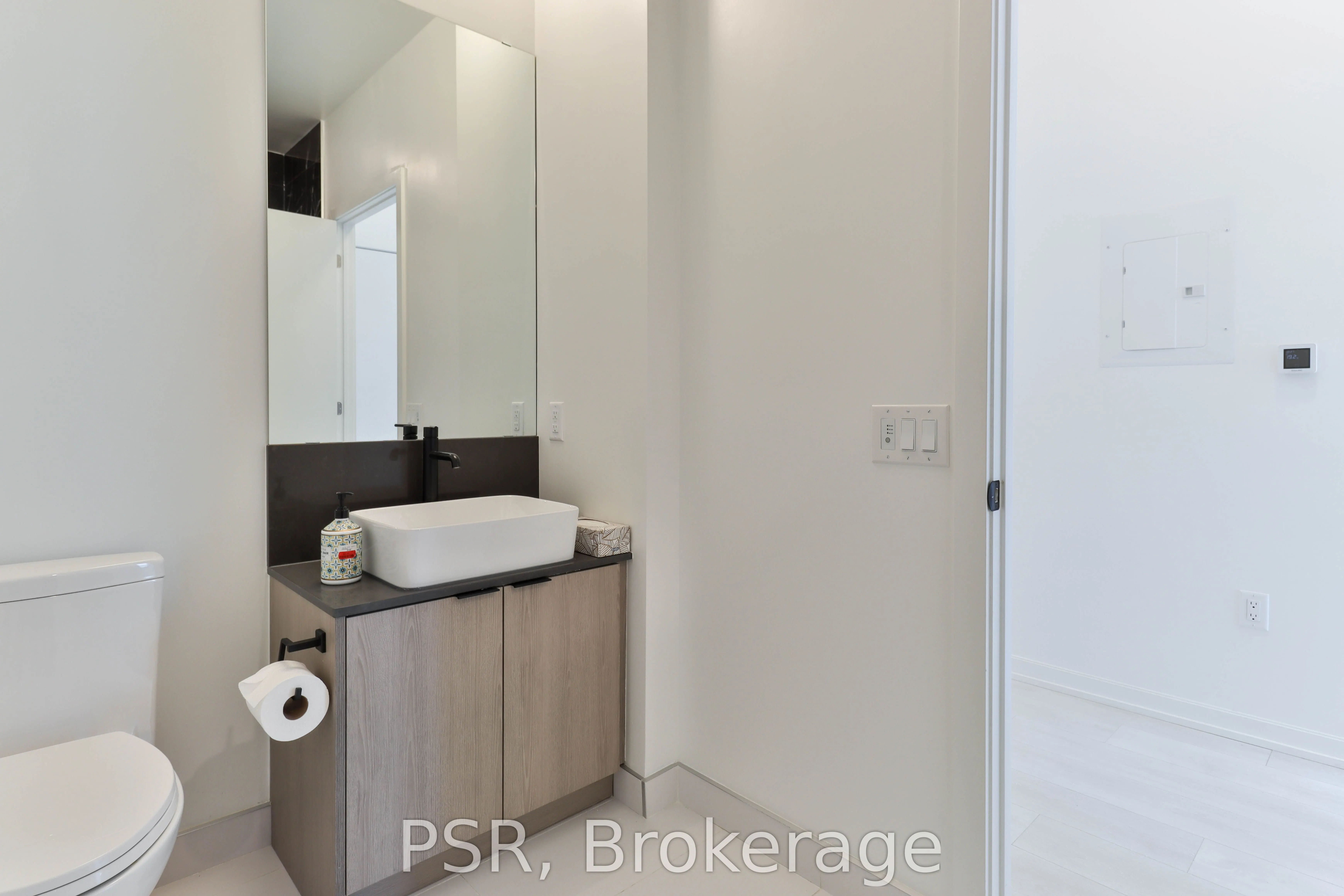 1285 Dupont Street, #307