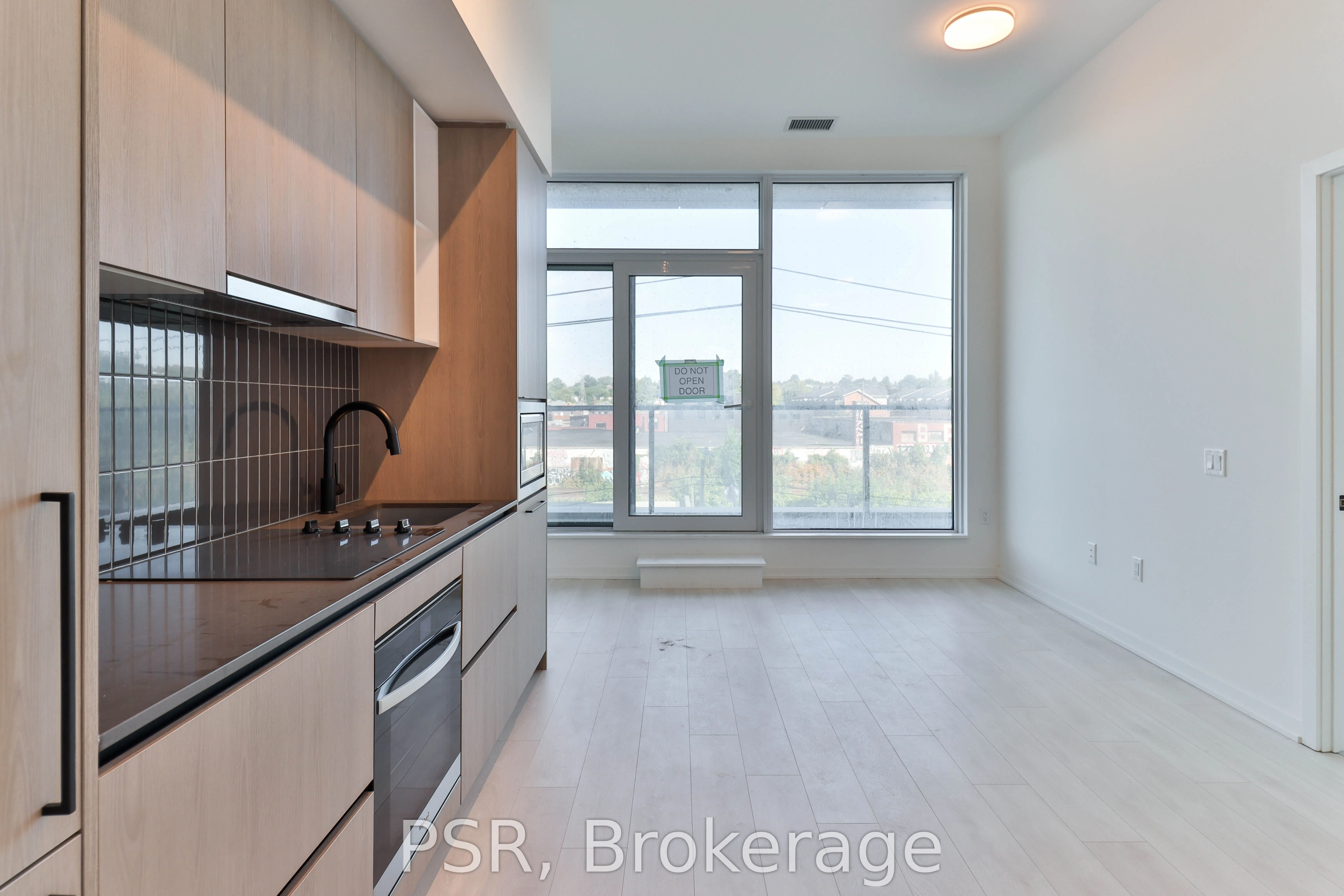 1285 Dupont Street, #307