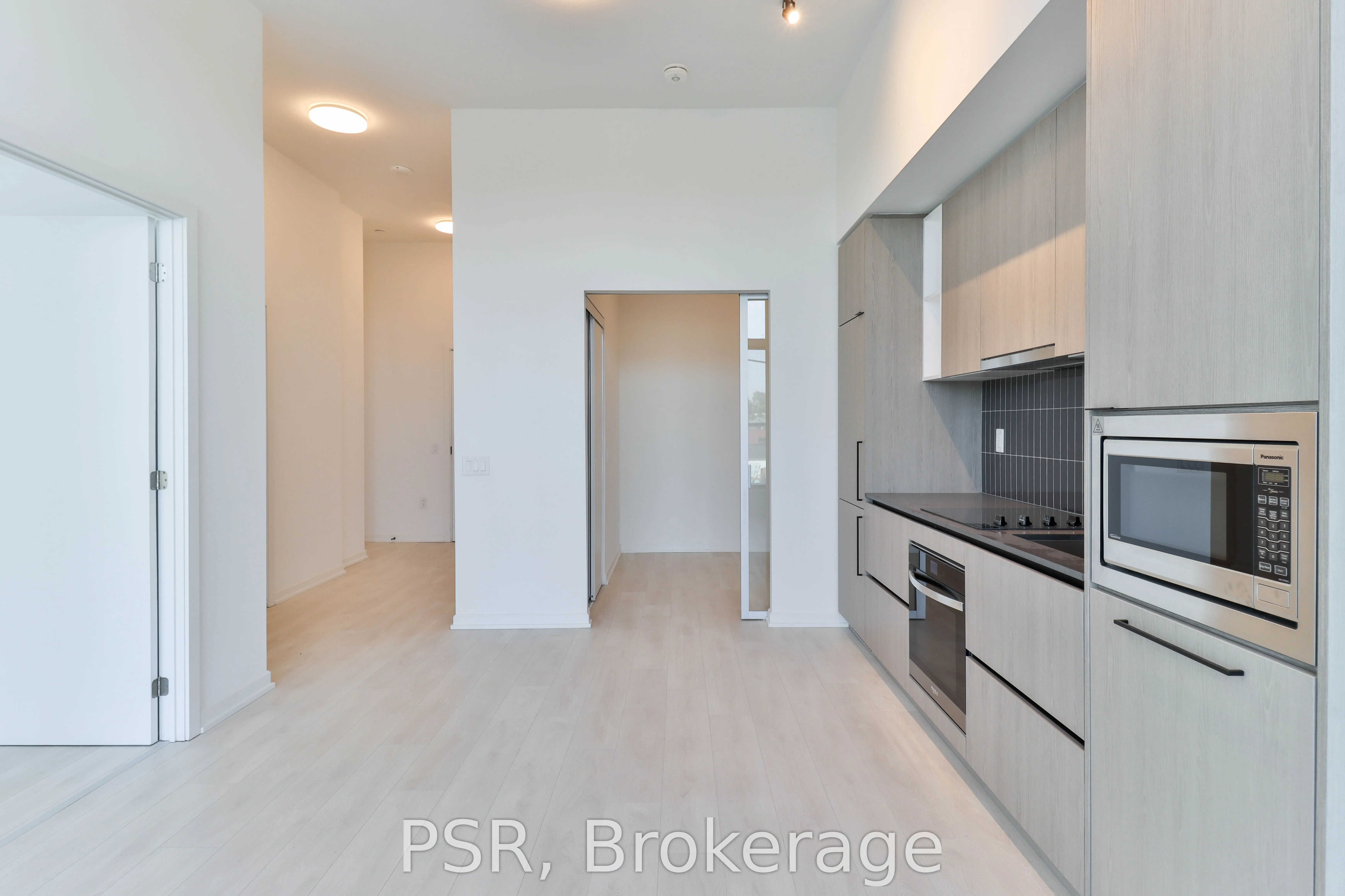 1285 Dupont Street, #307