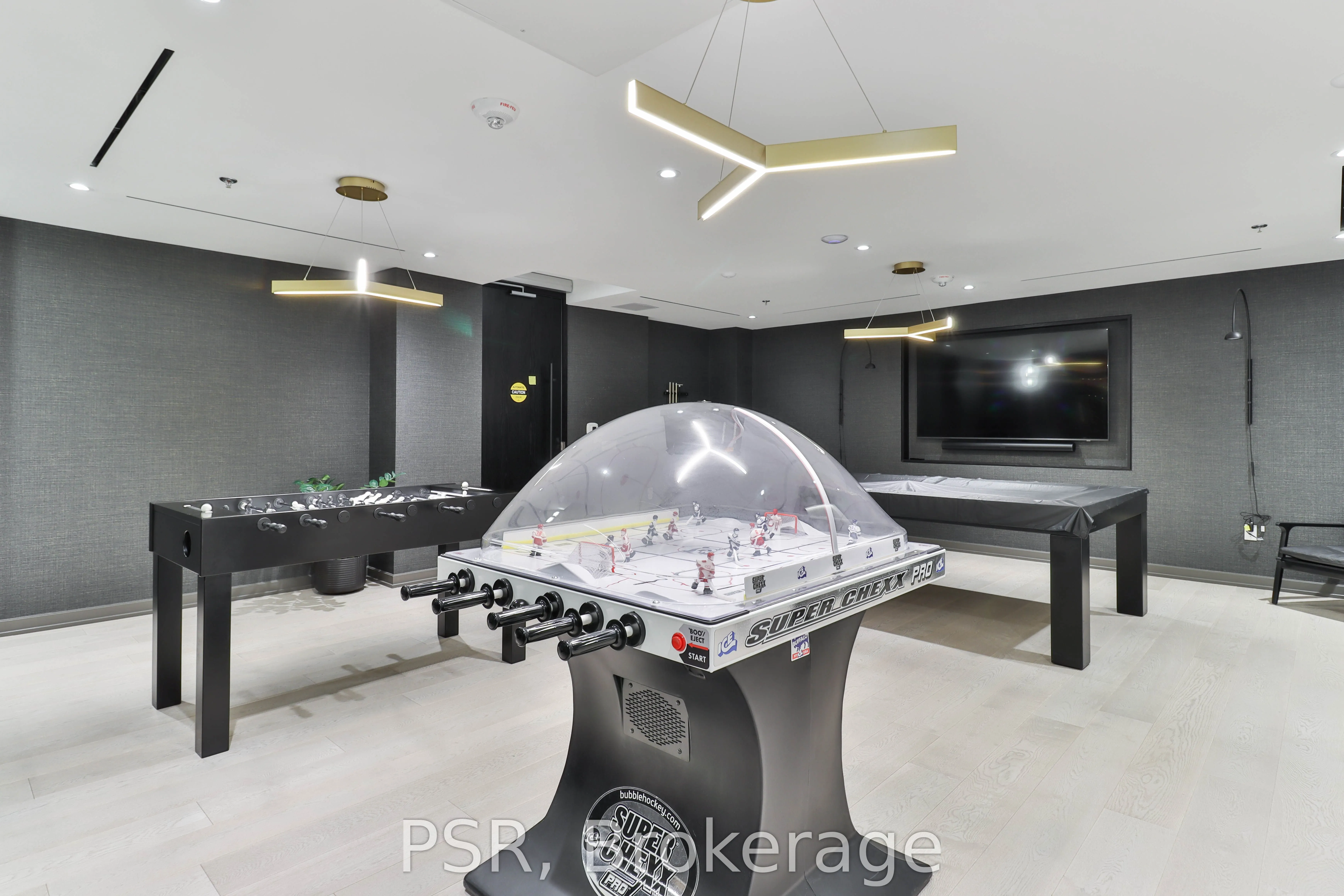 1285 Dupont Street, #307