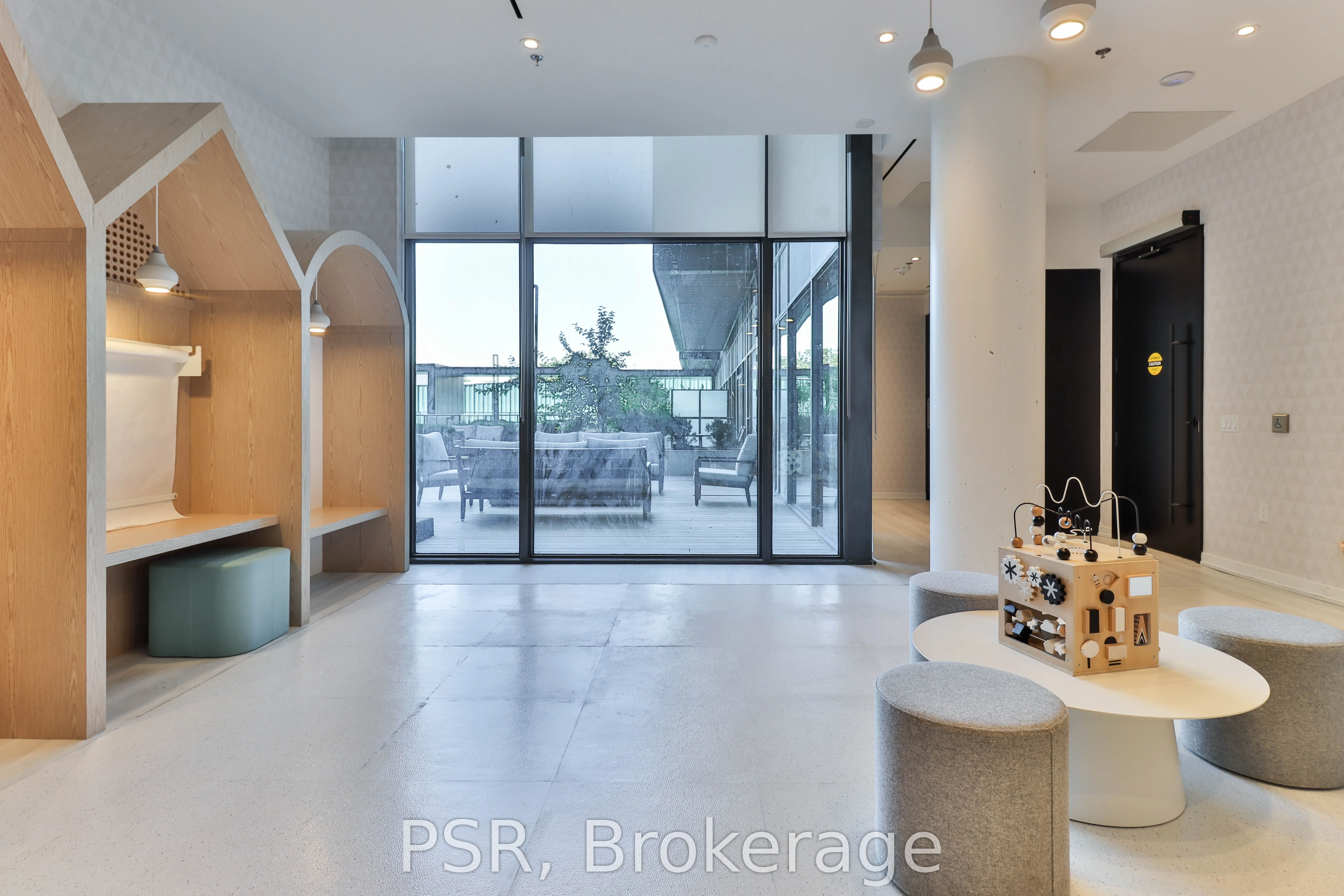 1285 Dupont Street, #307