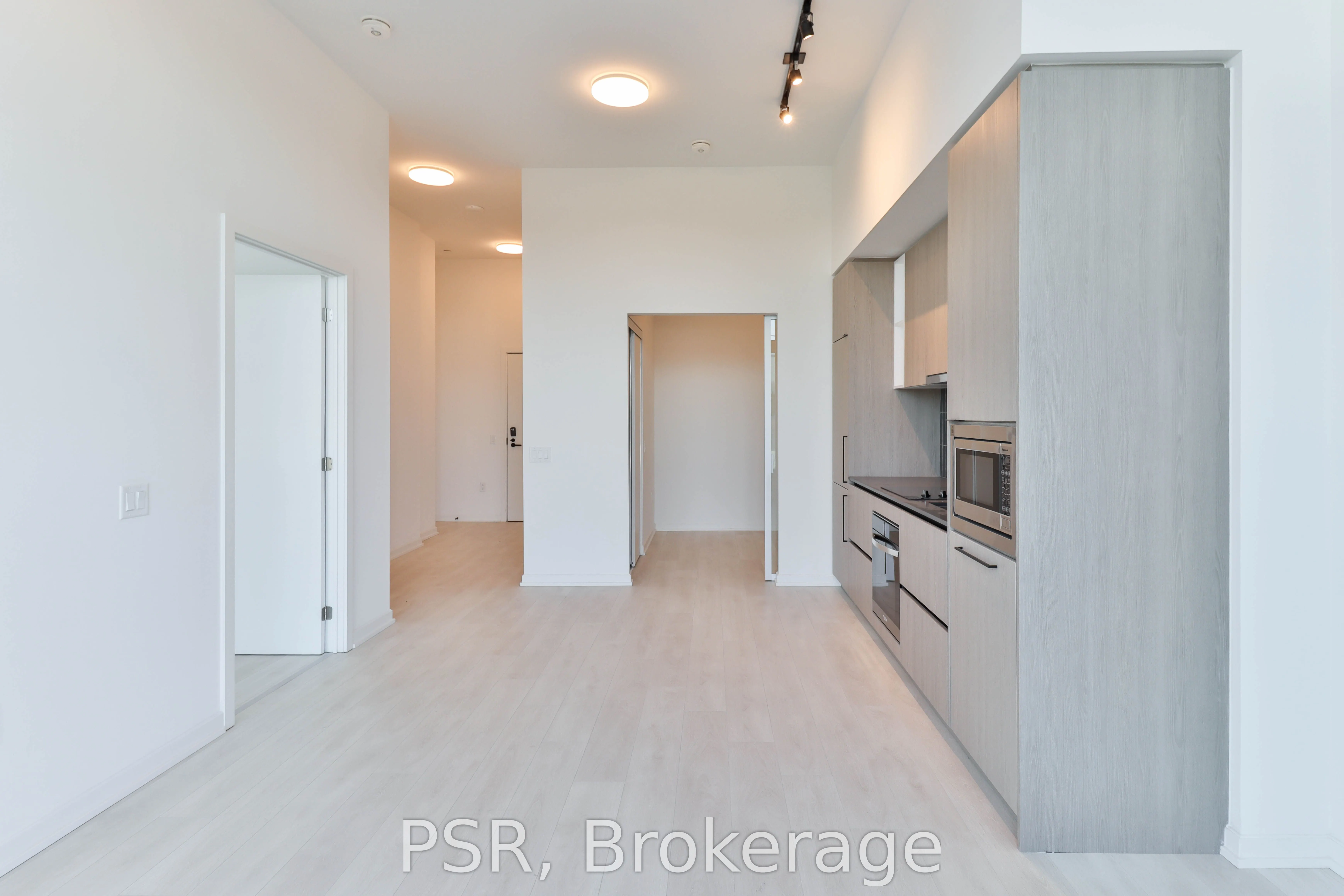 1285 Dupont Street, #307
