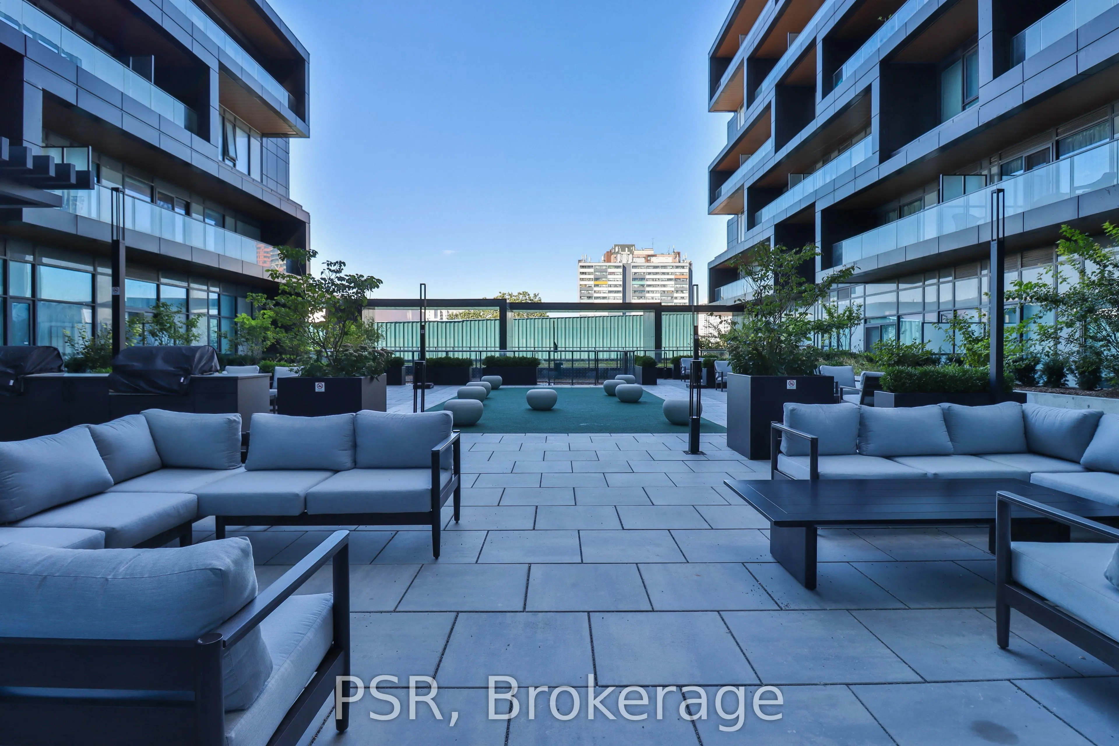 1285 Dupont Street, #307