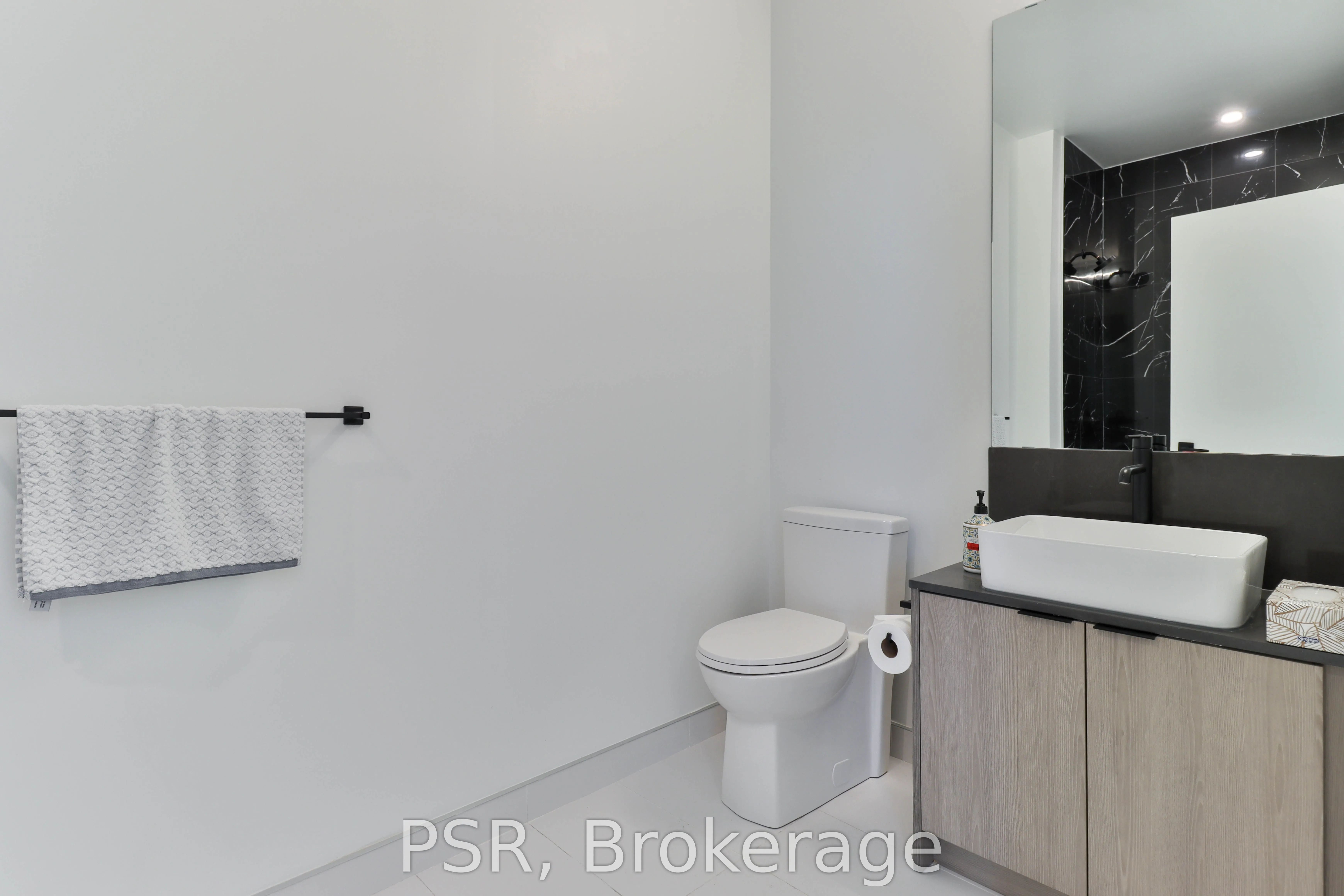 1285 Dupont Street, #307
