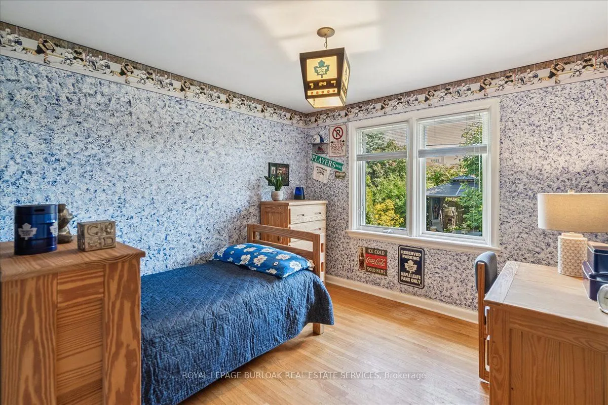 1424 Alfred Crescent