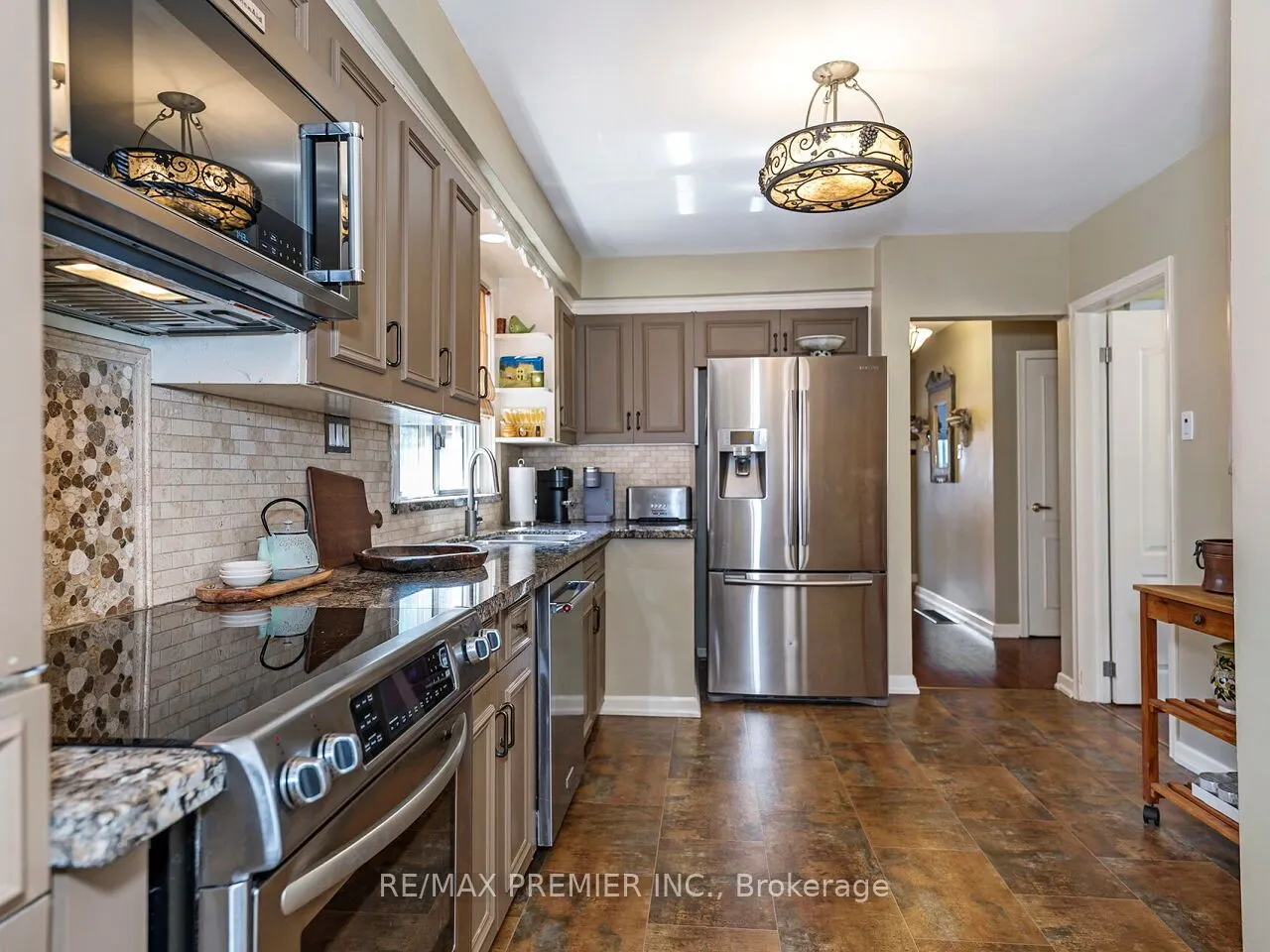2894 Weston Road