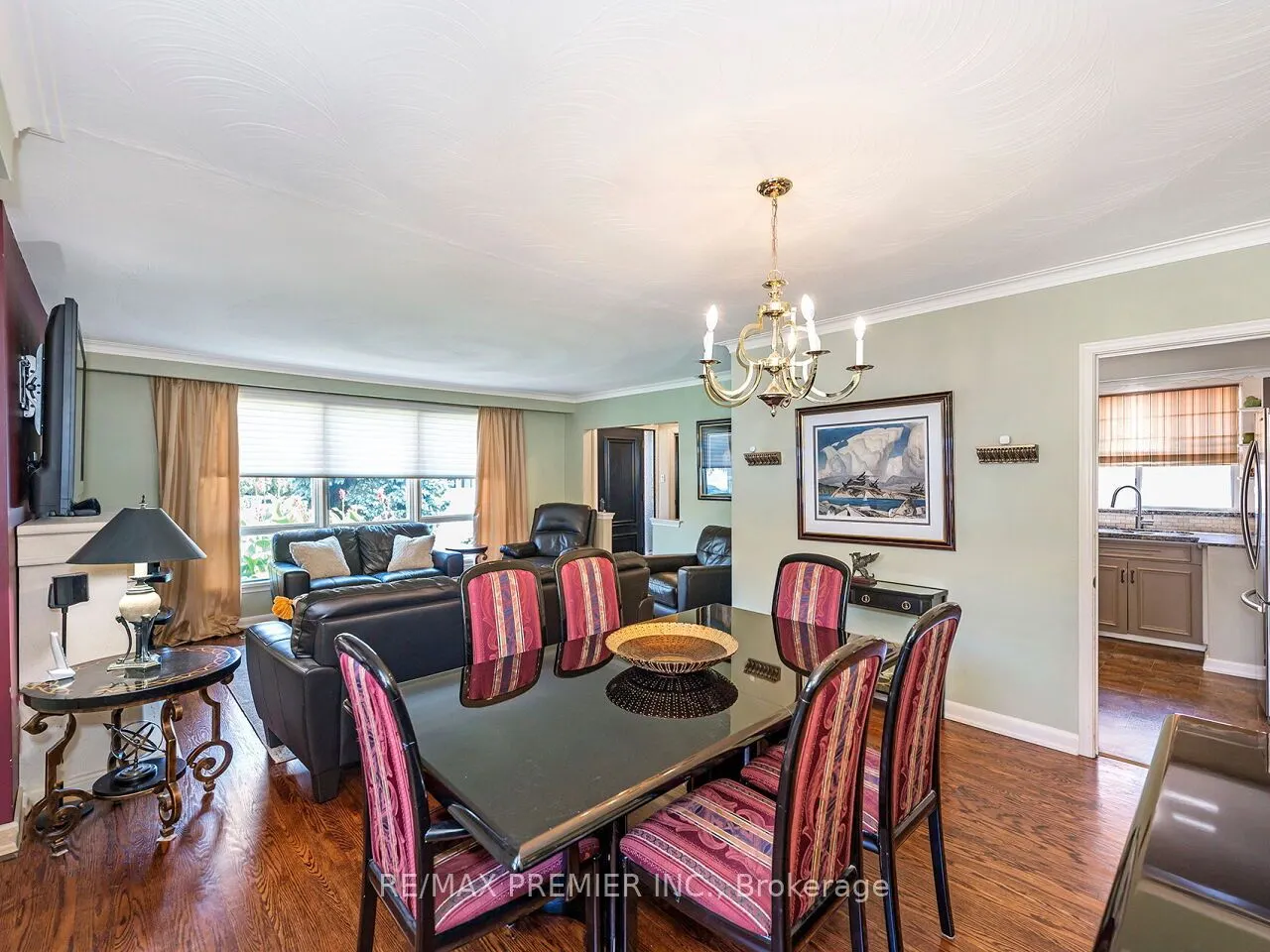 2894 Weston Road