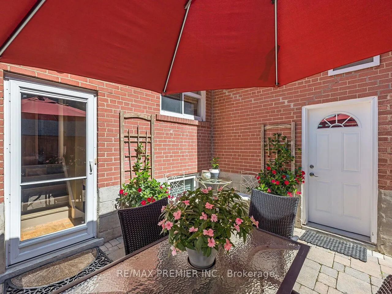 2894 Weston Road