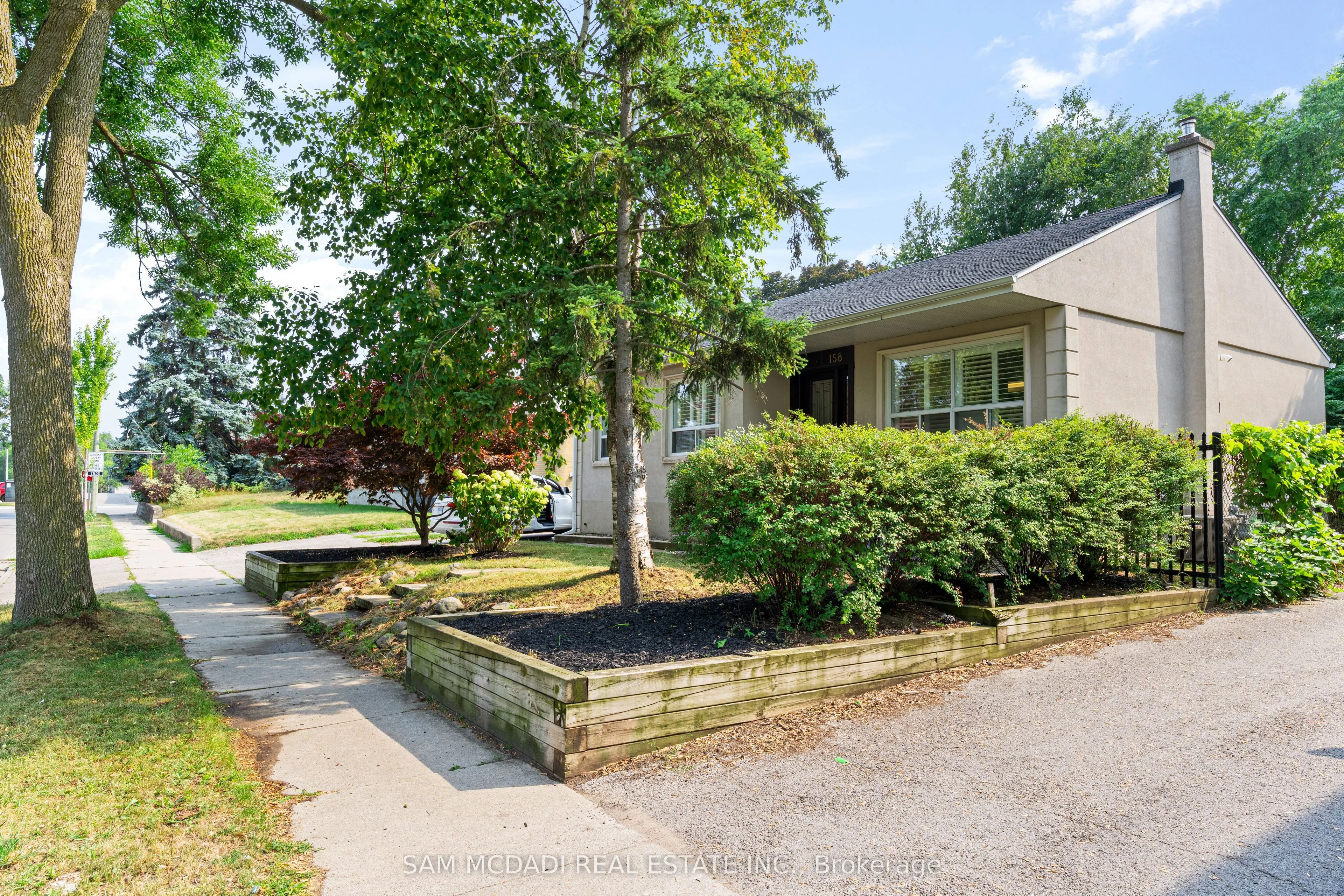 158 Felan Avenue