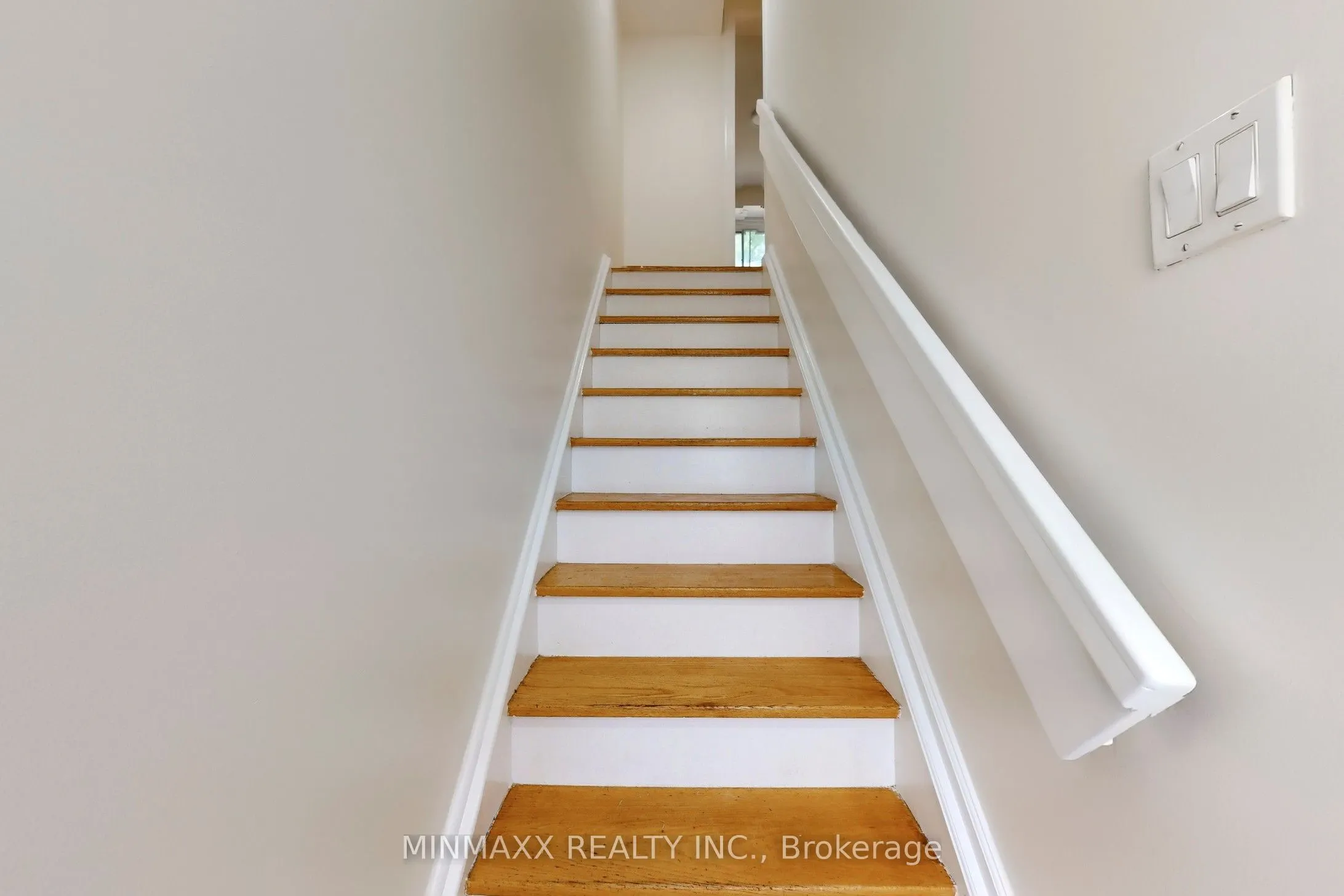 400 Bloor Street E, #64
