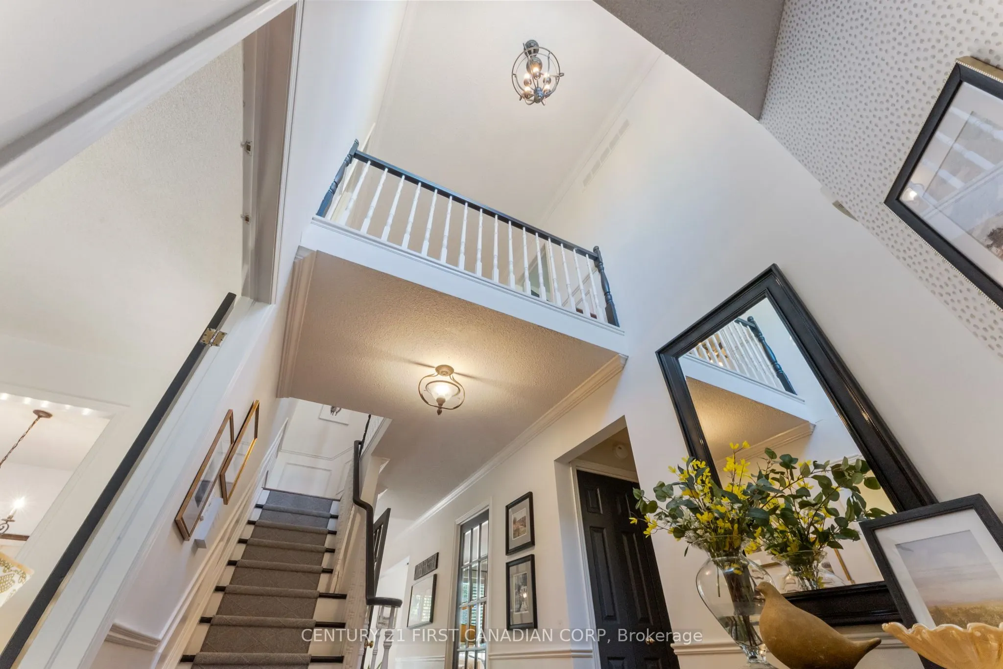 1224 Nathaniel Crescent