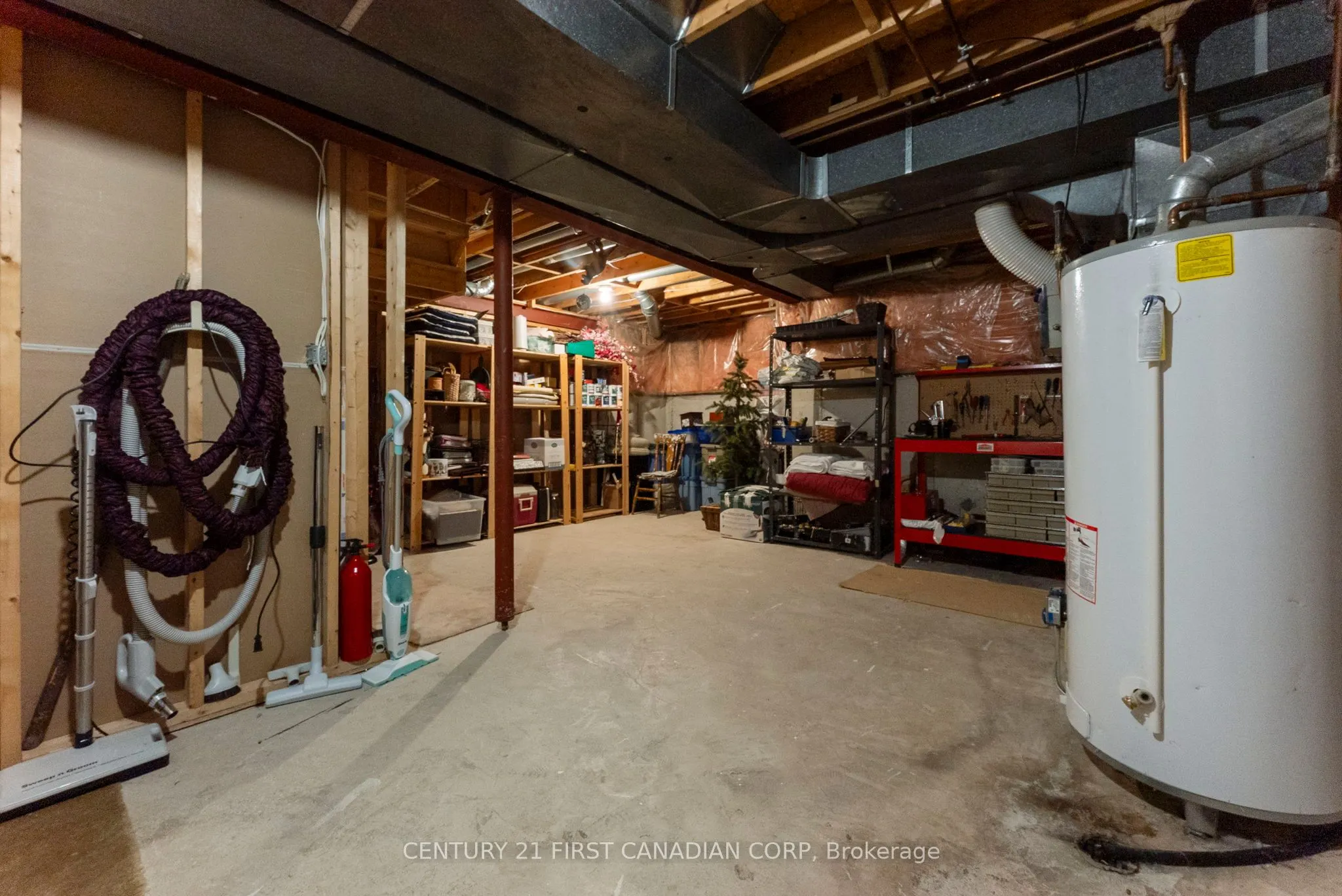 1224 Nathaniel Crescent
