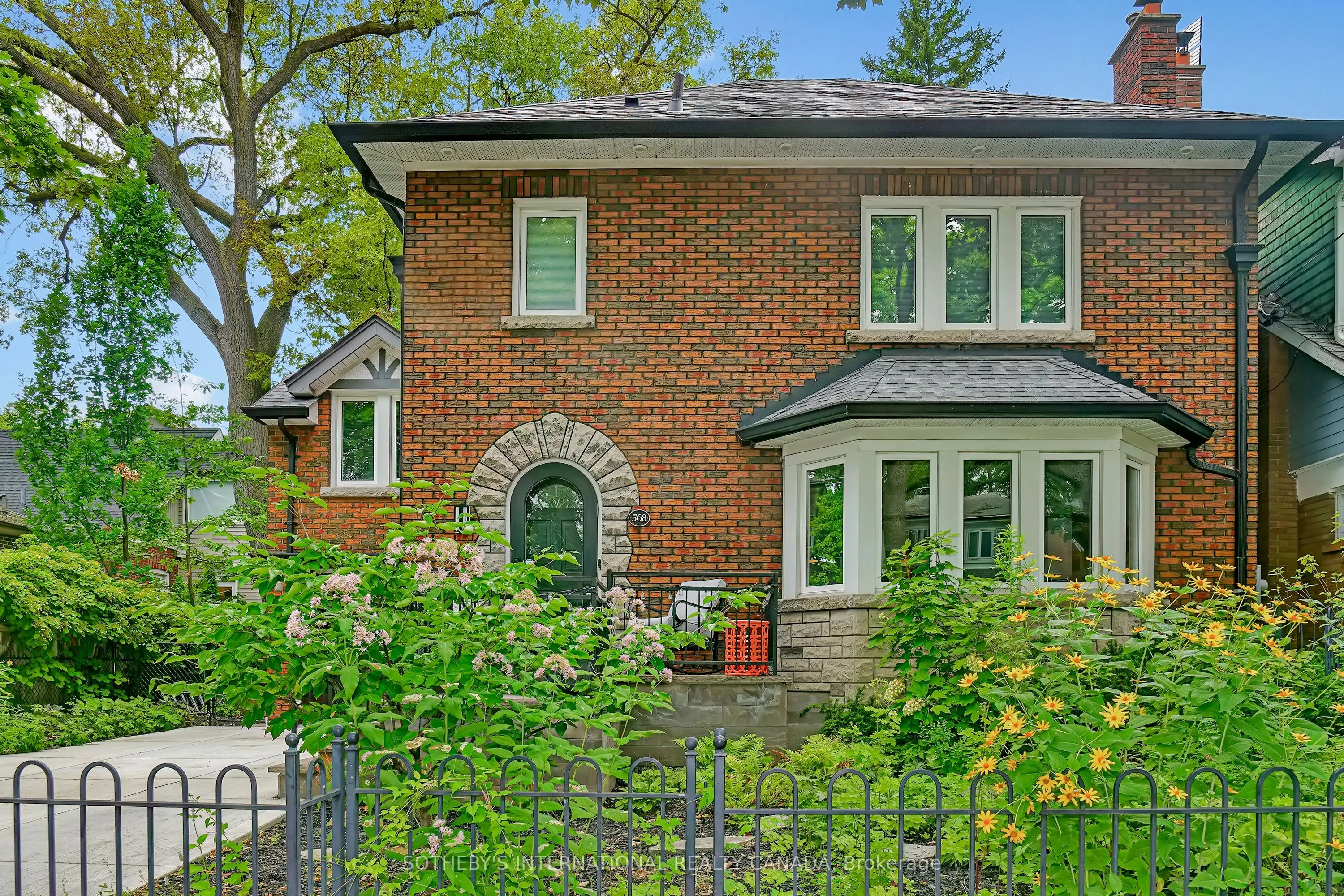 568 Windermere Avenue