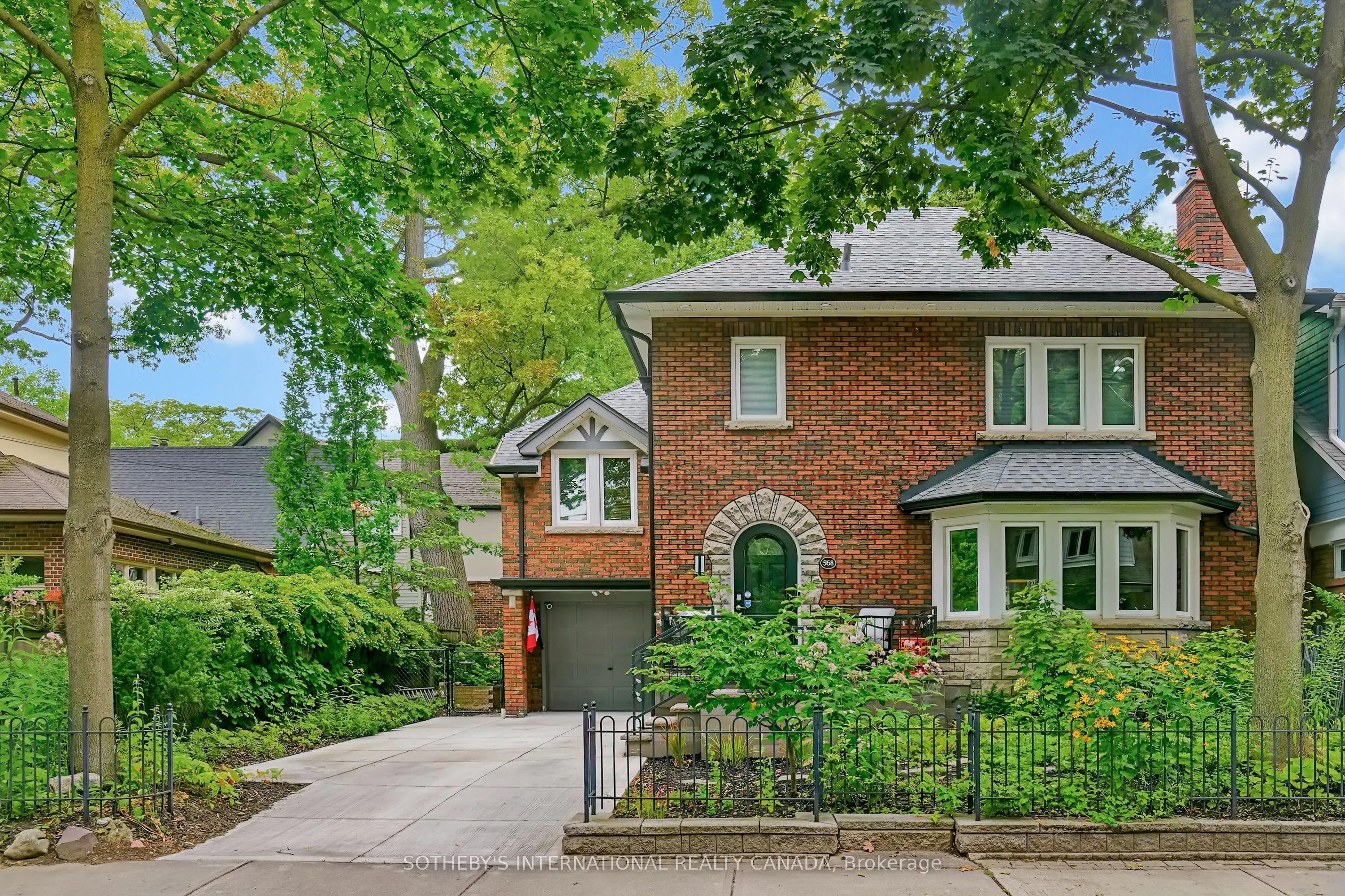 568 Windermere Avenue