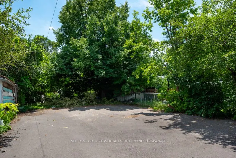1059 Briar Hill Avenue, #Lower