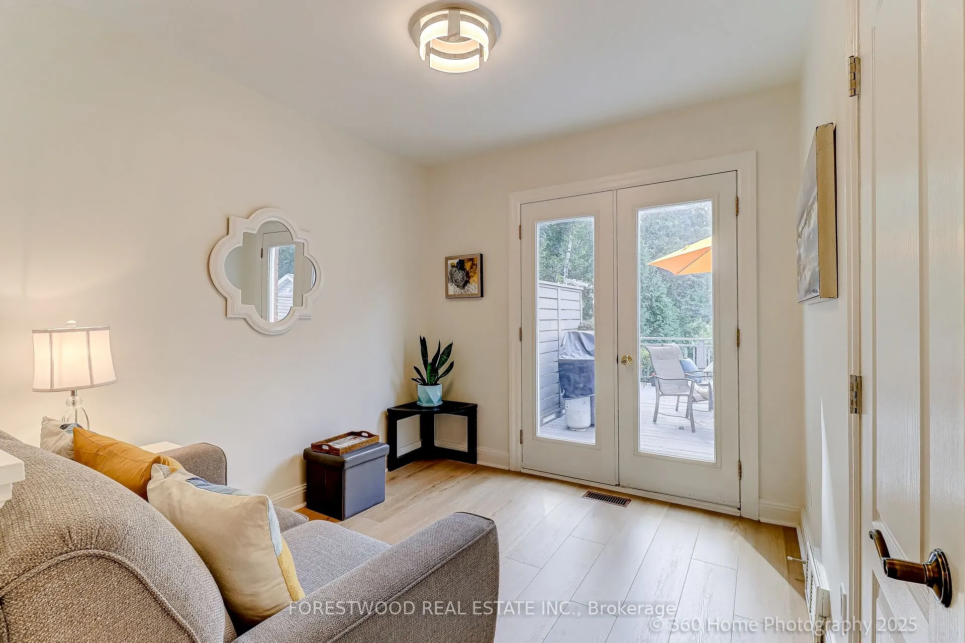 16 Westhead Road