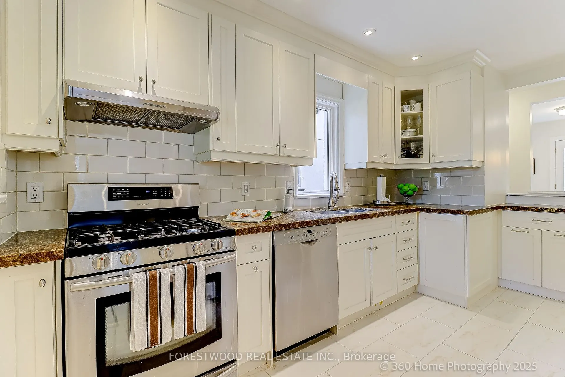 16 Westhead Road