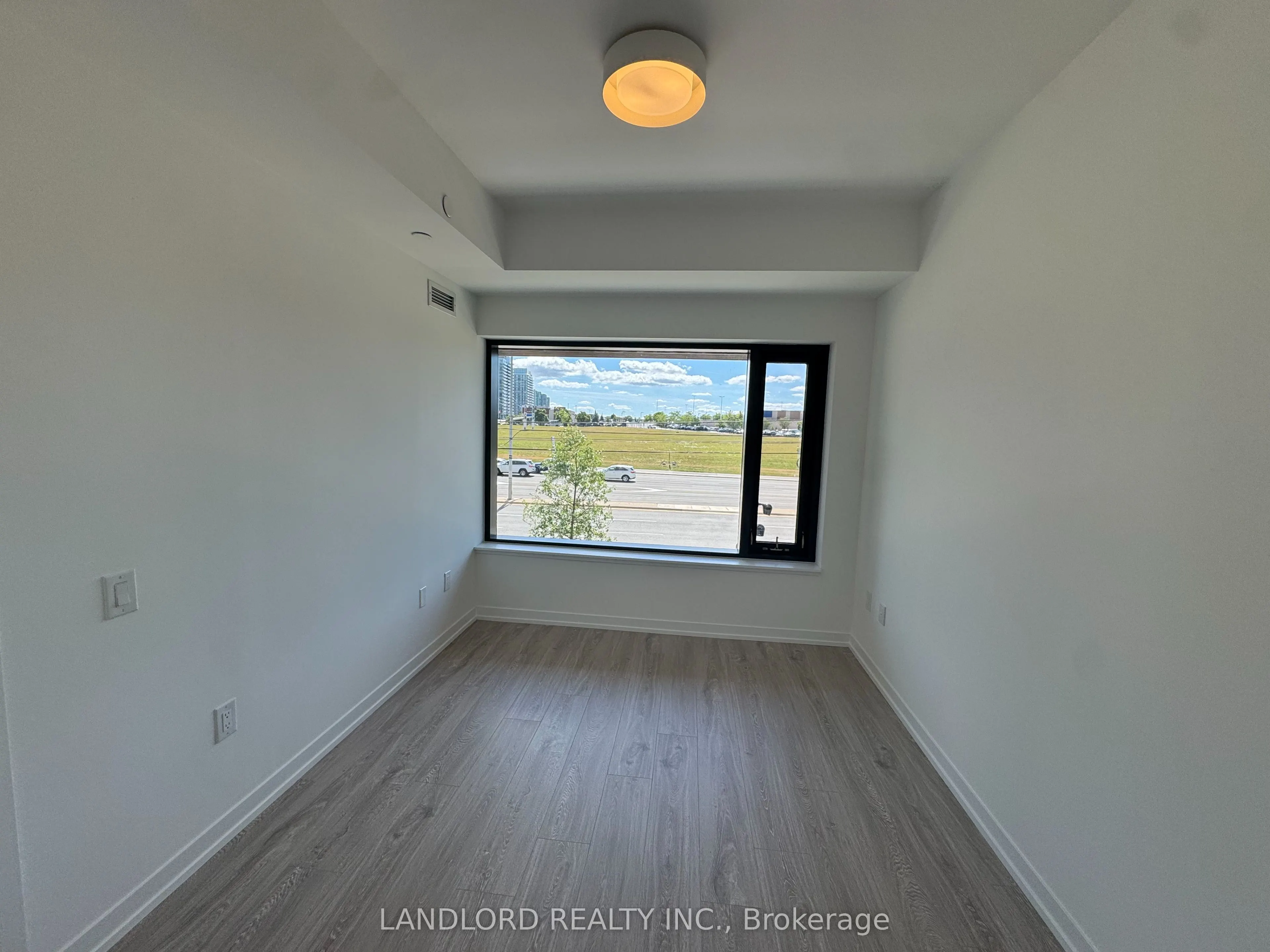 2485 Eglinton Avenue W, #321